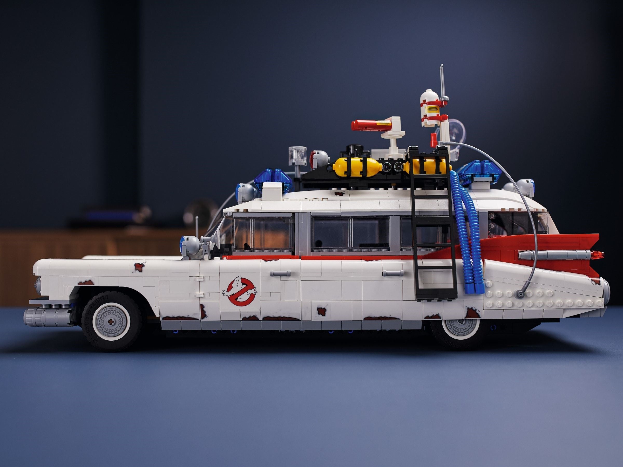 Ghostbusters ECTO-1 10274 | Icons | LEGO – image 9