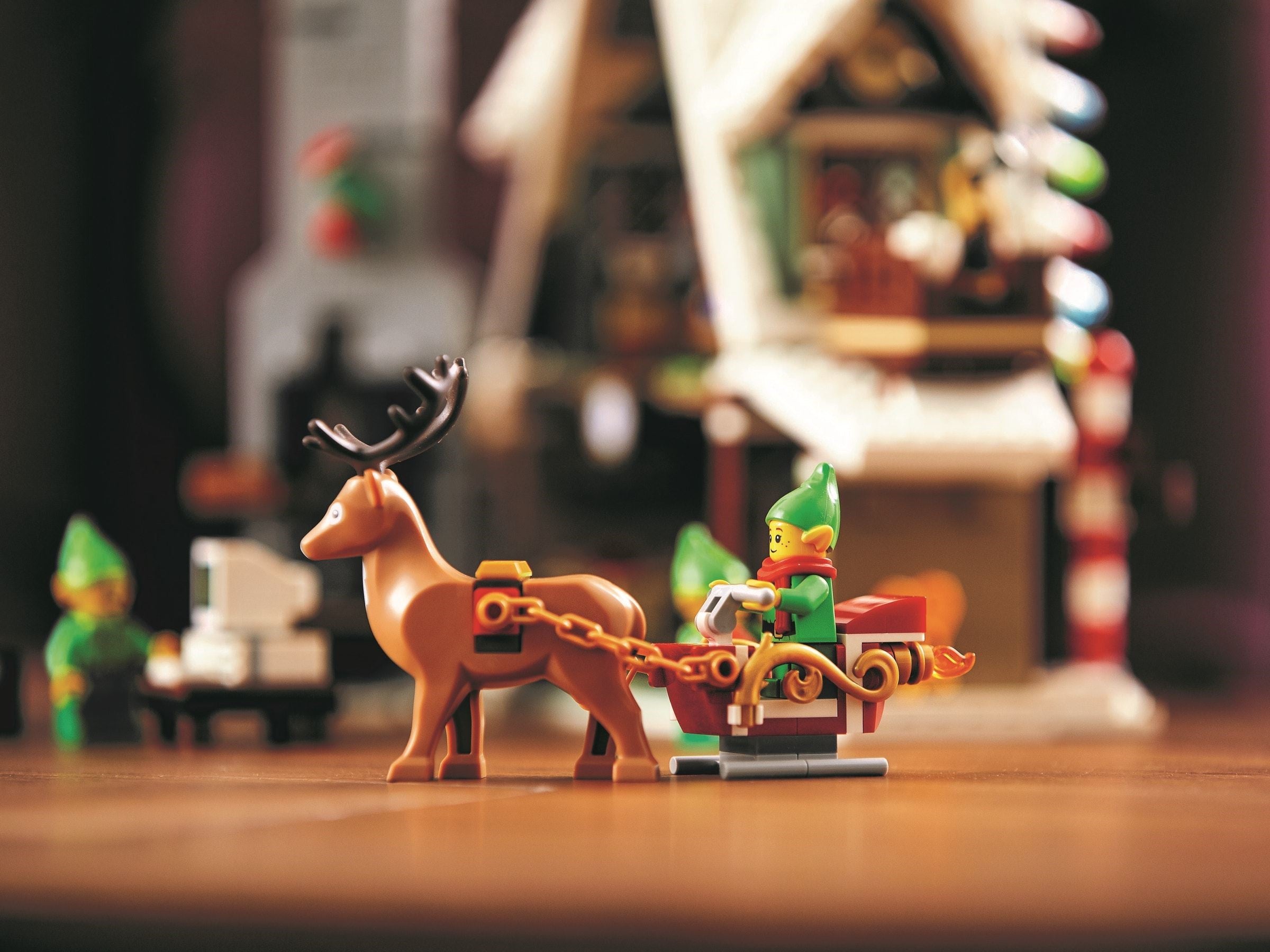 Elf Club House 10275 | Icons | LEGO – image 10