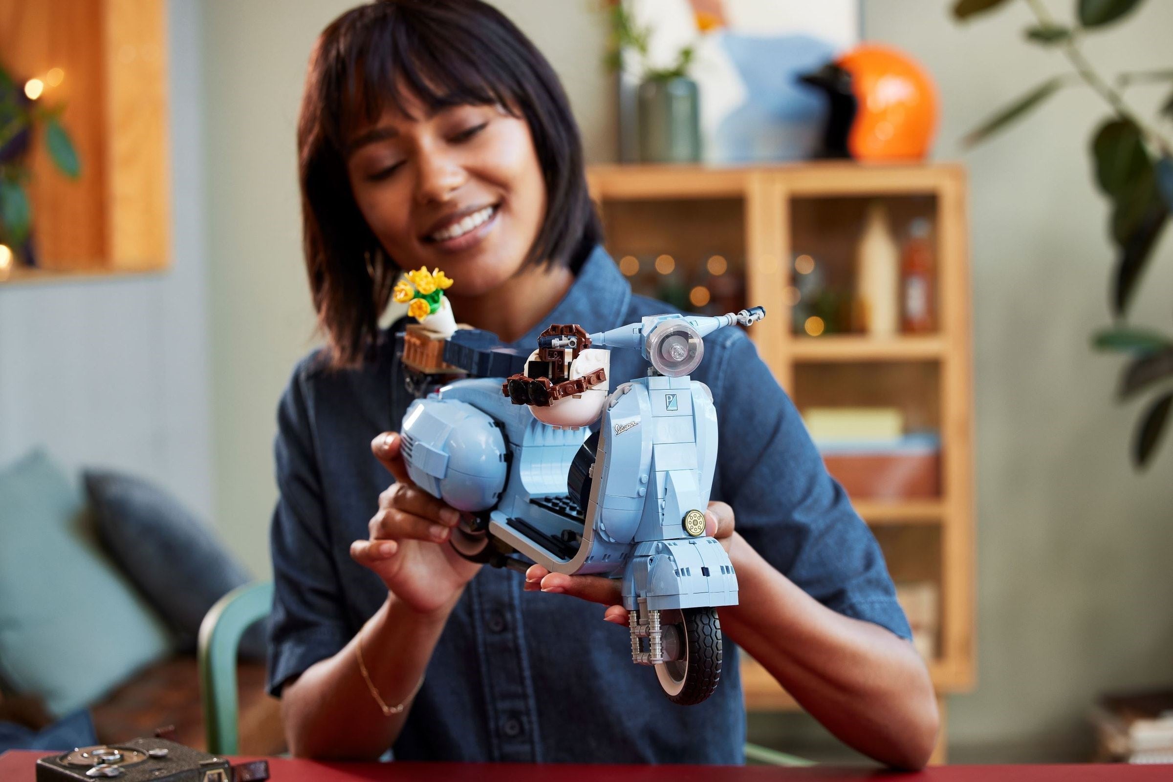 Vespa 125 10298 | Icons | LEGO – image 11