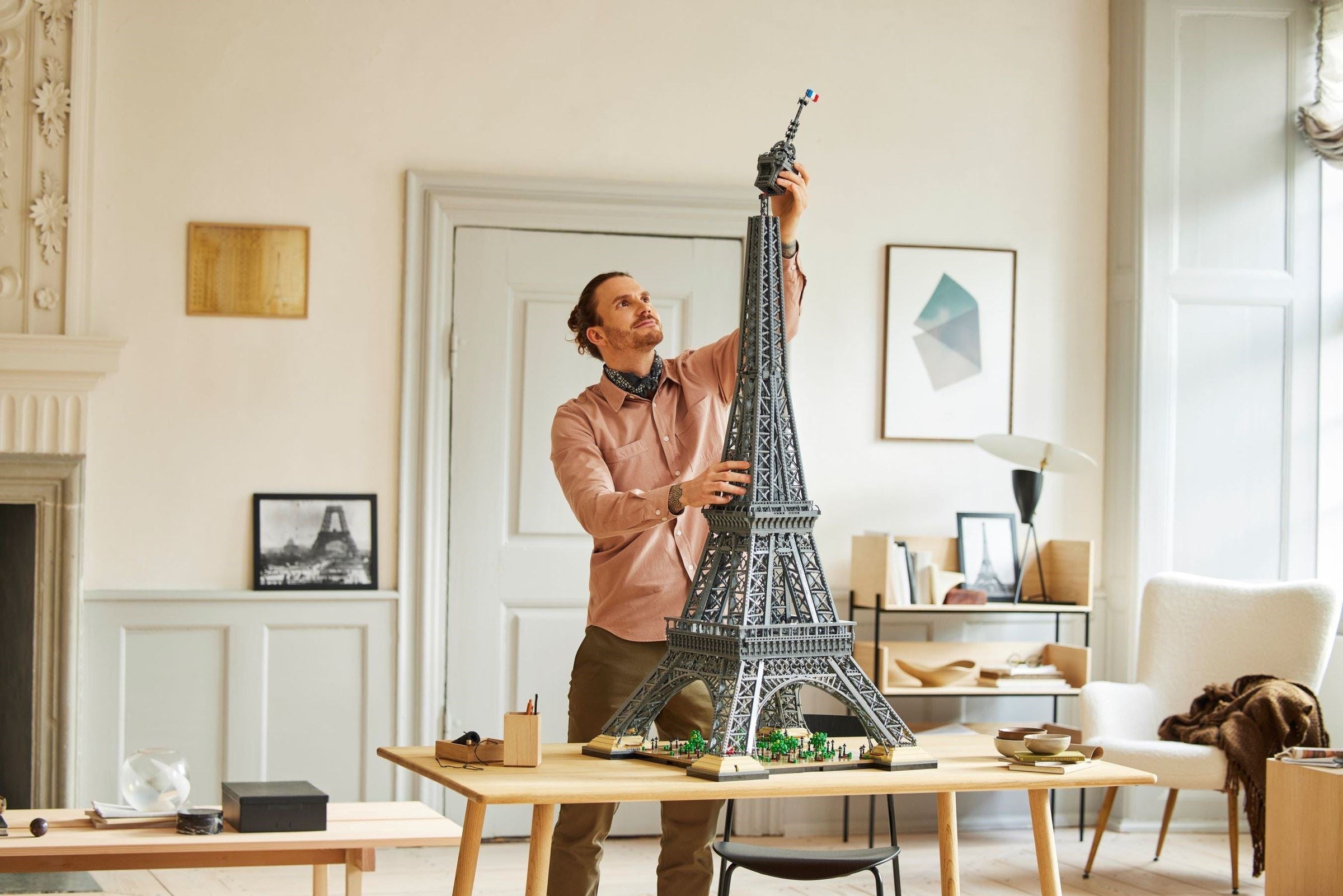 Eiffel Tower 10307 | Icons | LEGO – image 4