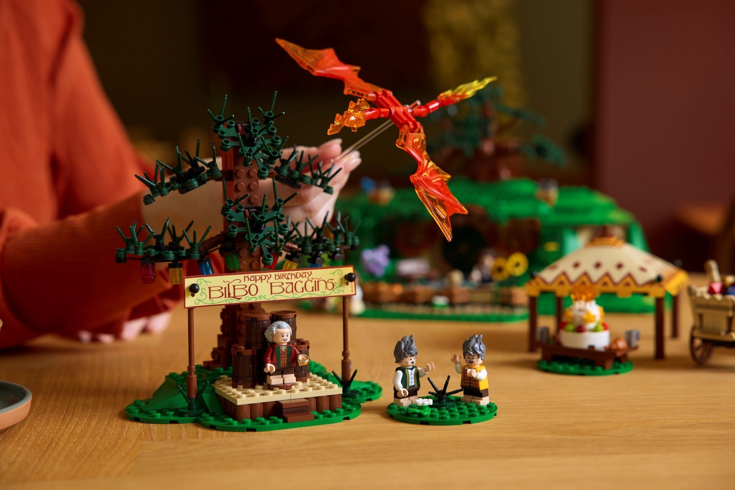 The Lord of the Rings: The Shire 10354 | Icons | LEGO – image 5