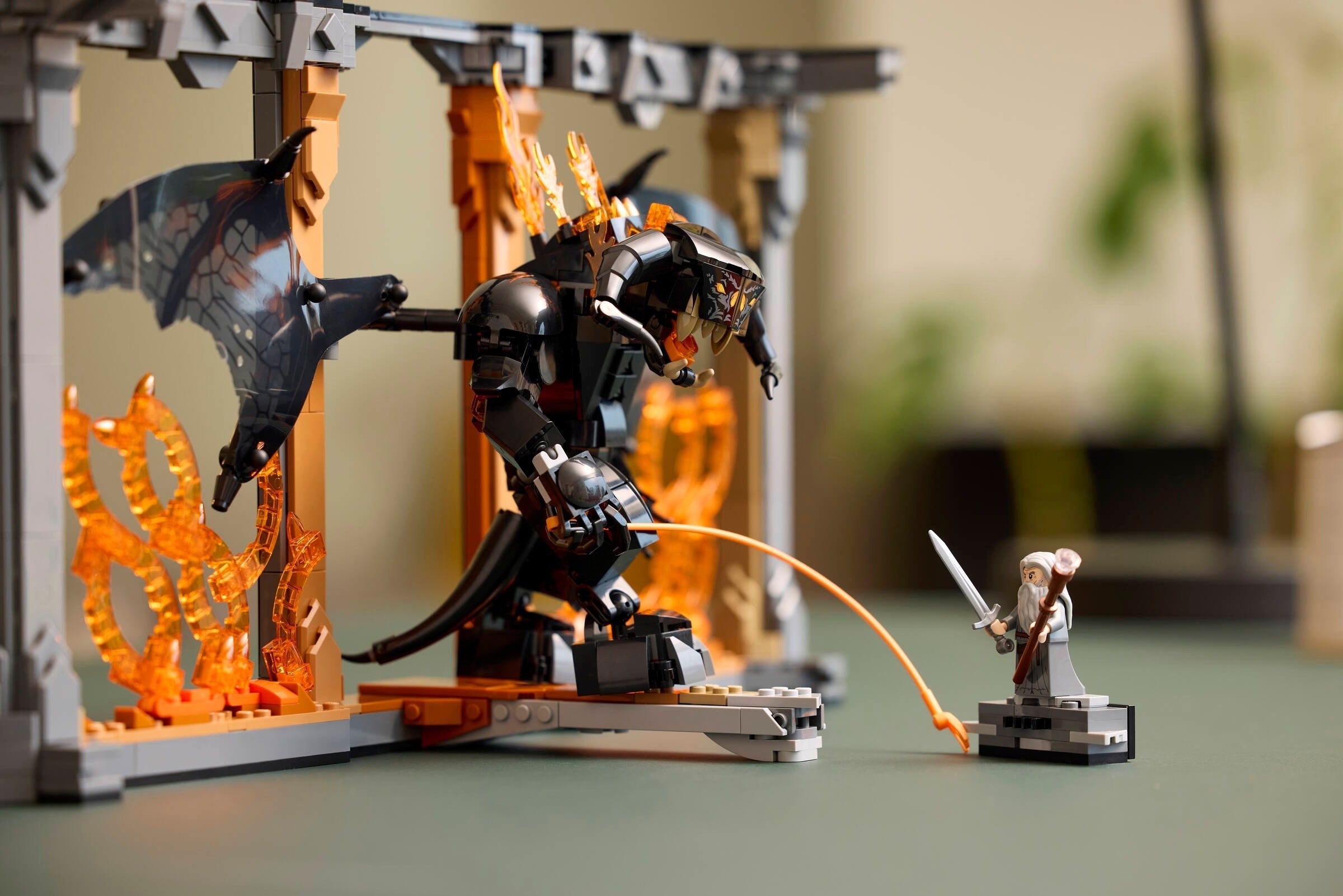 The Lord of the Rings: Balrog Book Nook 10367 | Icons | LEGO – image 5