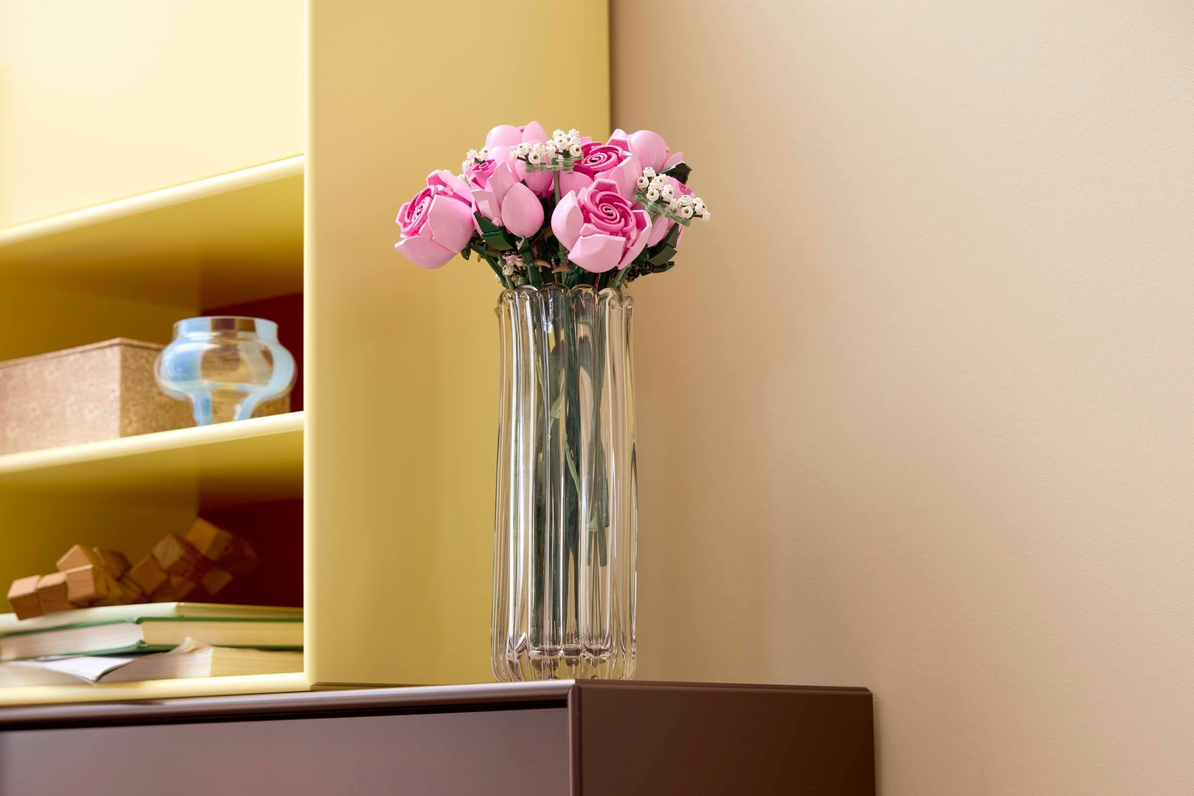 Bouquet of Pink Roses 10374 | Botanicals | LEGO (image 13)