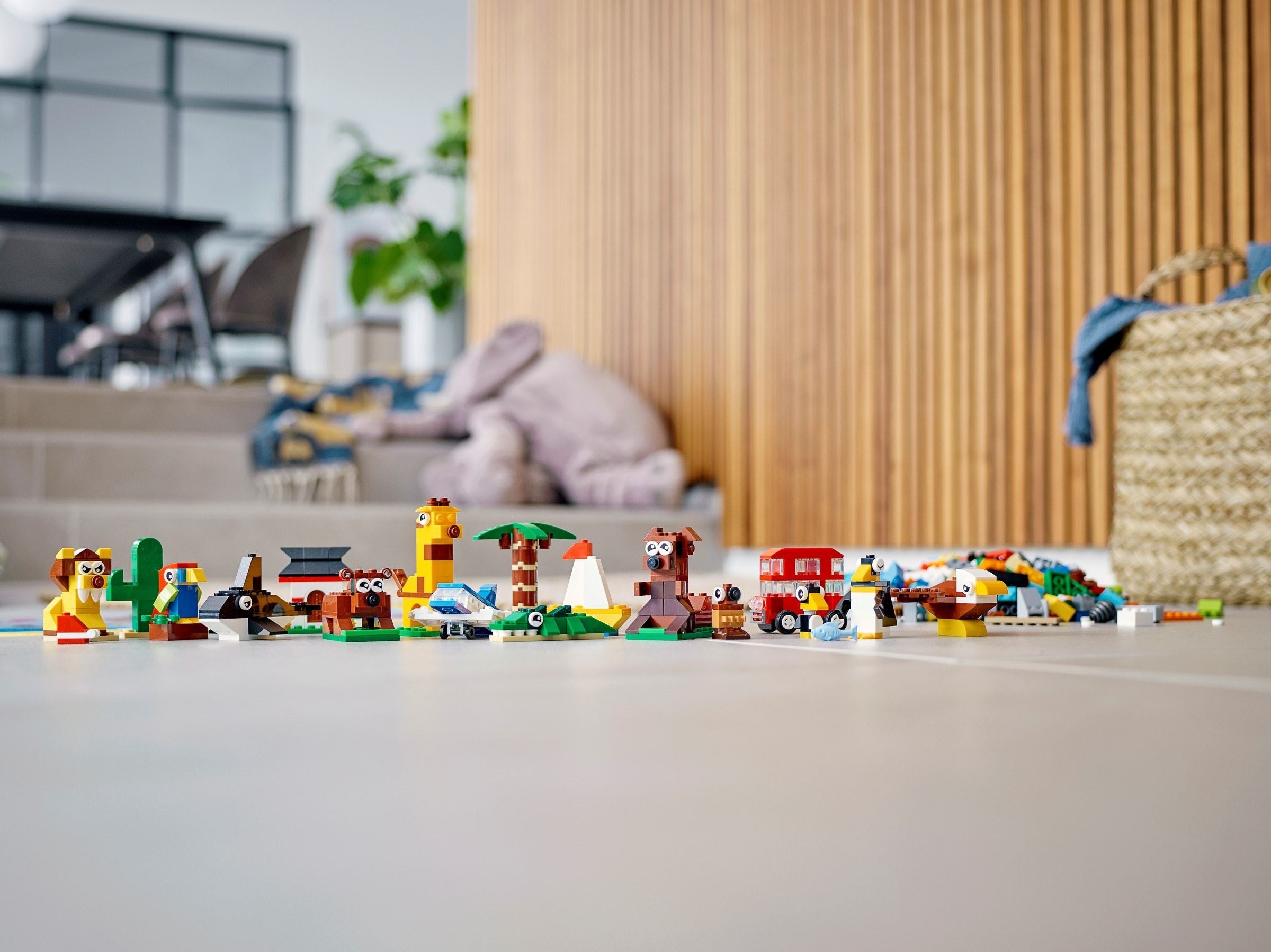 Around the World 11015 | Classic | LEGO (image 16)