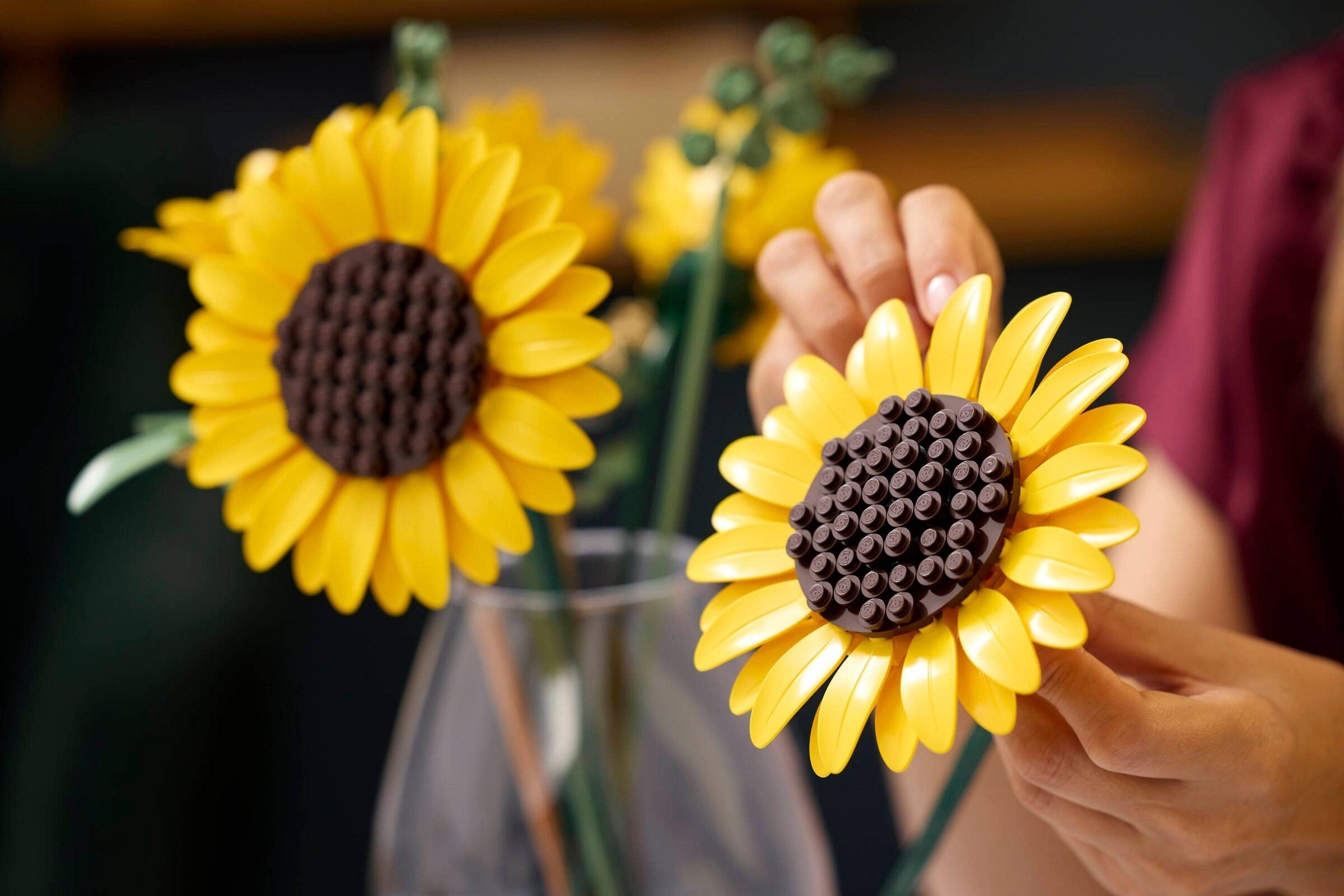 Sunflower Bouquet 11502 | Botanicals | LEGO (image 7)