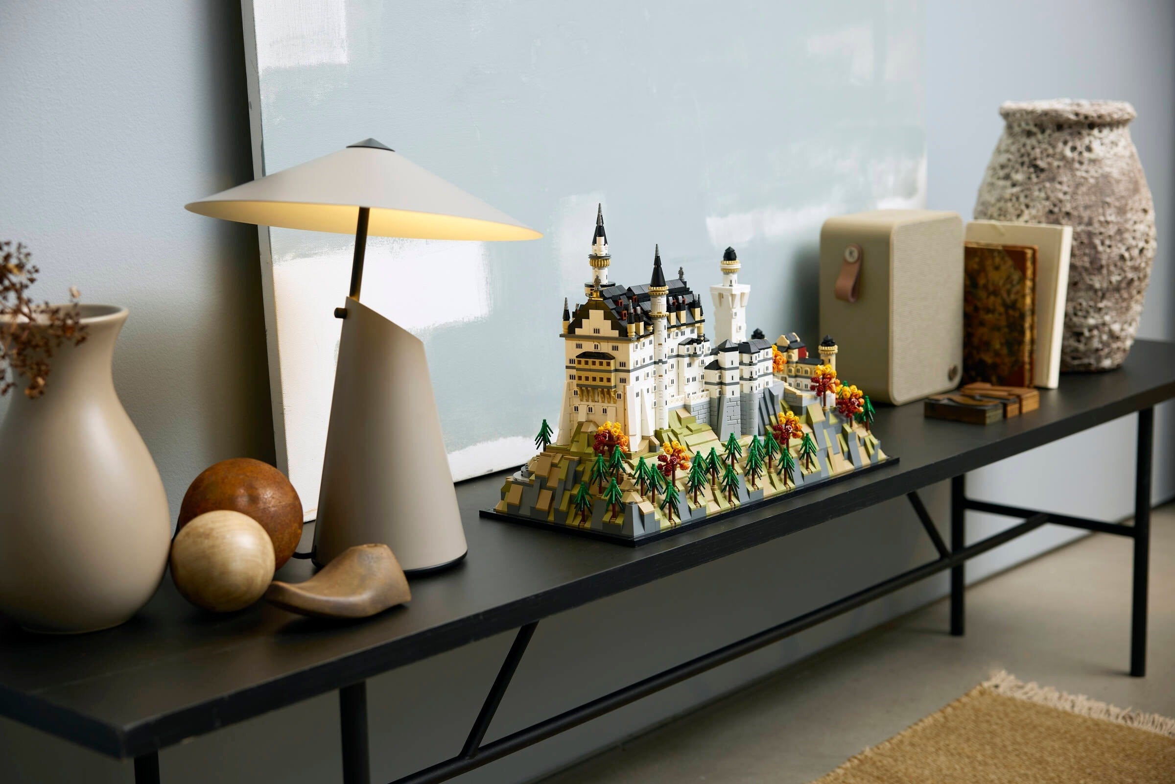 Neuschwanstein Castle 21063 | Architecture | LEGO (image 9)
