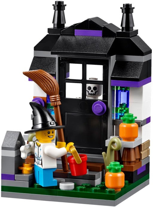 Trick or Treat Halloween Set 40122 | Seasonal | LEGO