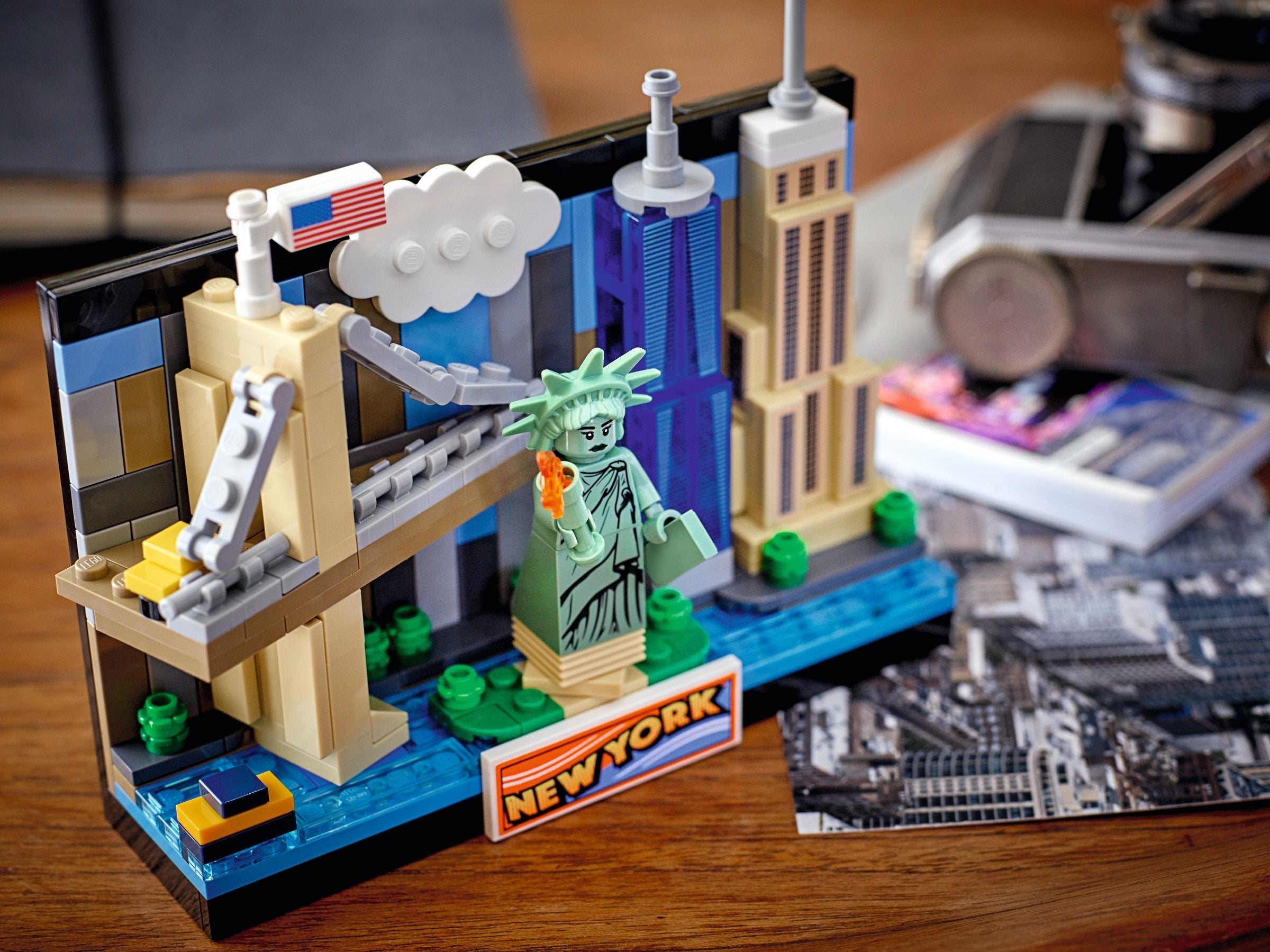 New York Postcard 40519 | Creator | LEGO – image 4