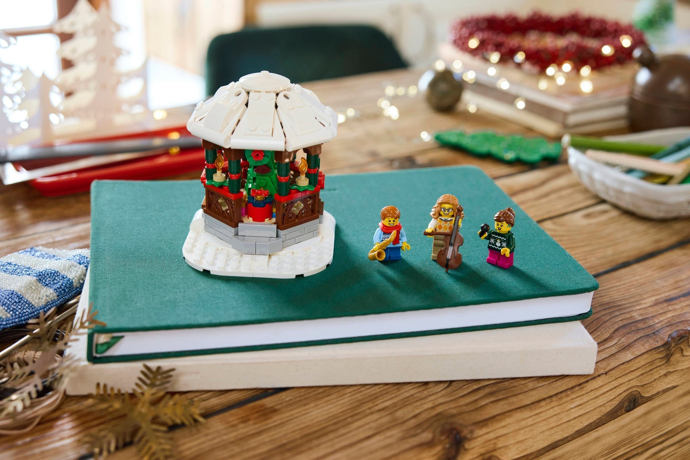 Winter Gazebo 40778 | Promotional | LEGO – image 6