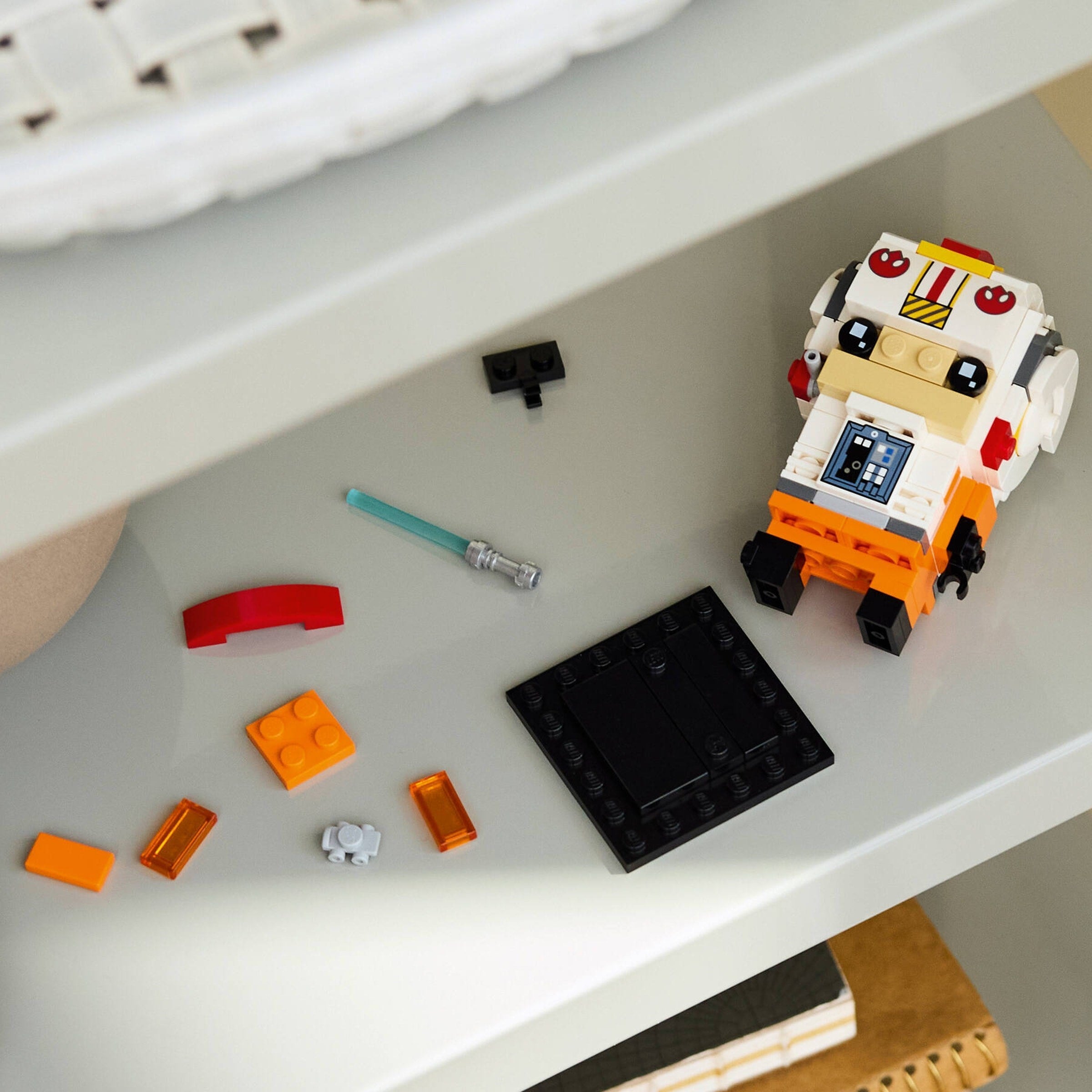 Luke Skywalker (Rebel Pilot) 40795 | BrickHeadz | LEGO (image 4)