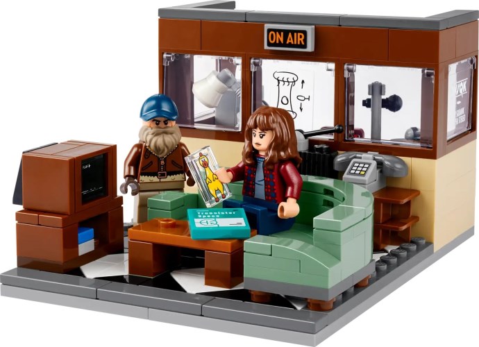 Stranger Things: WSQK Radio Station 40891 | Icons | LEGO