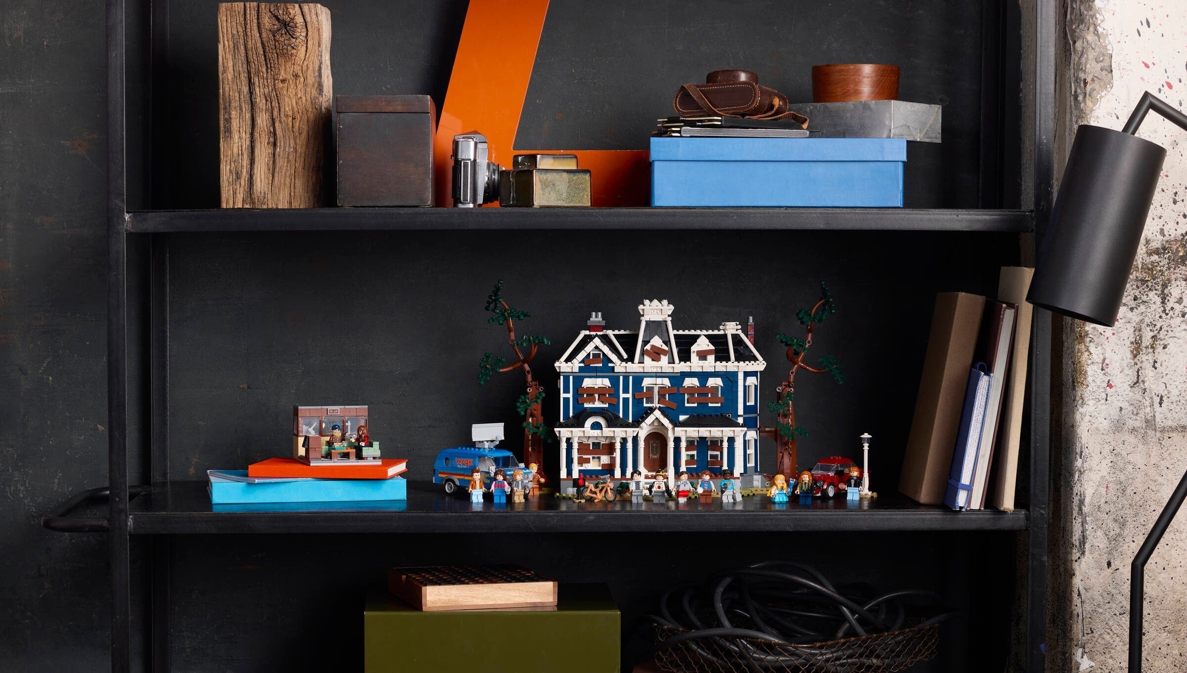 Stranger Things: WSQK Radio Station 40891 | Icons | LEGO – image 3