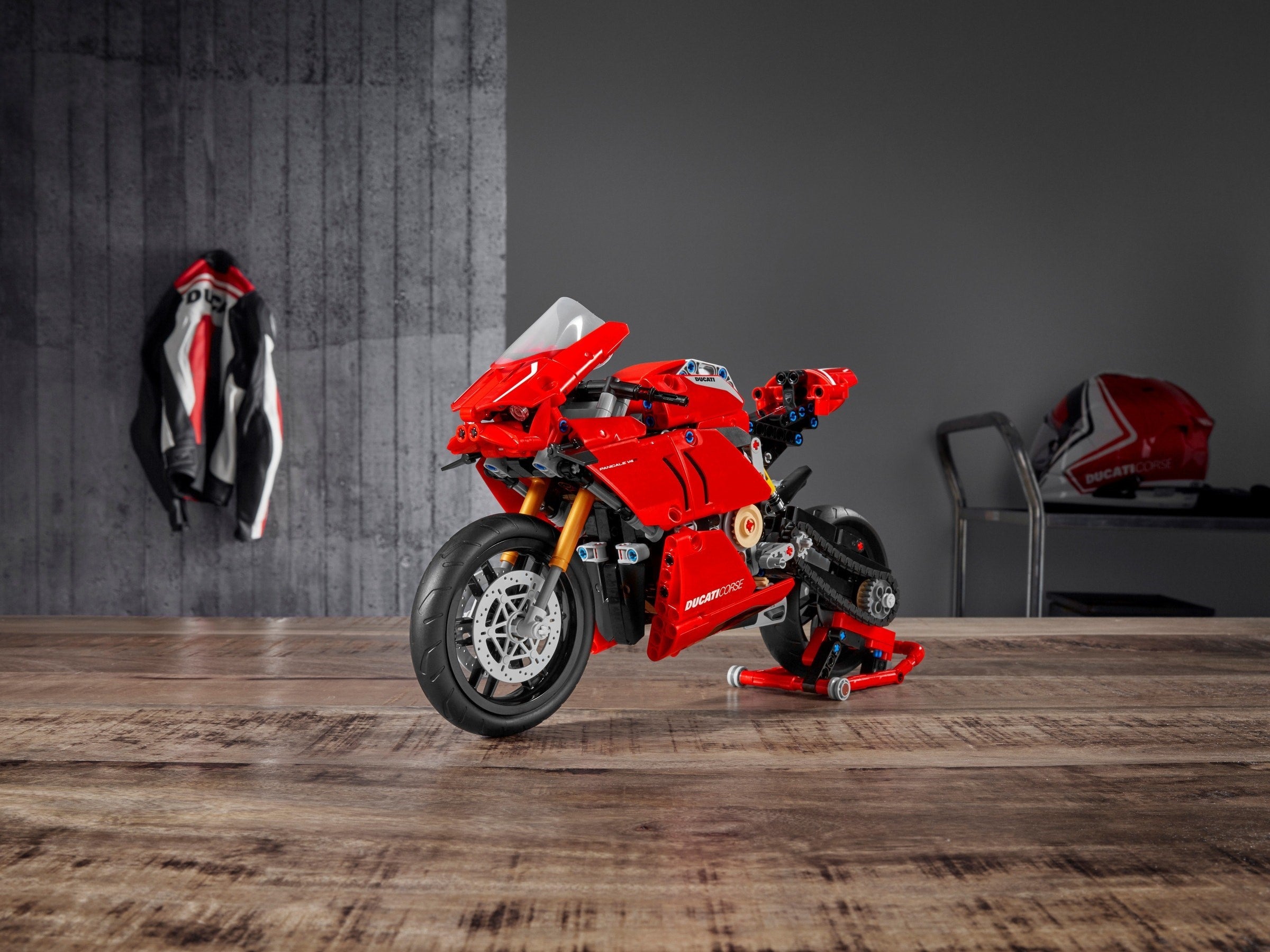 Ducati Panigale V4 R 42107 | Technic | LEGO – image 2