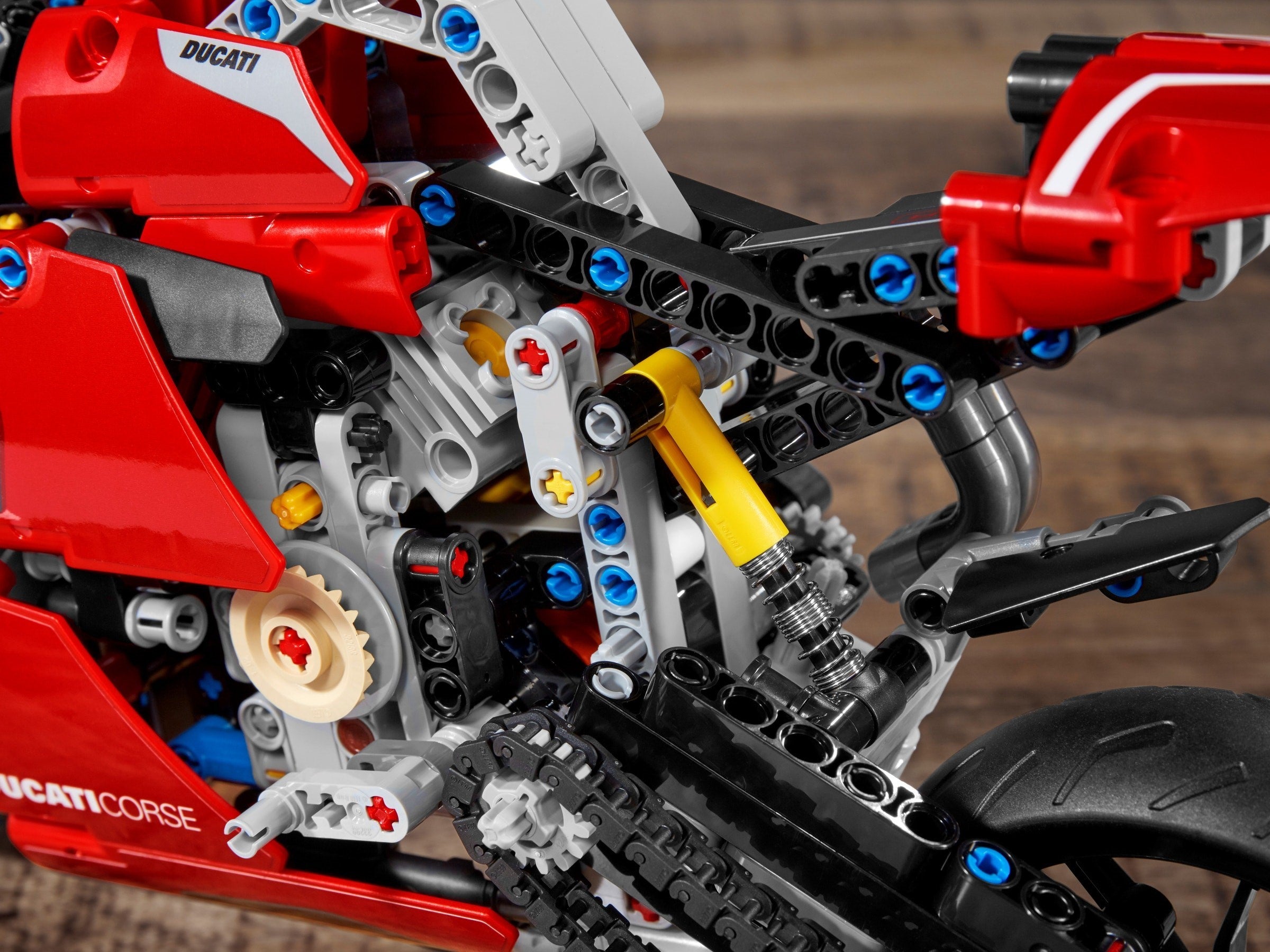 Ducati Panigale V4 R 42107 | Technic | LEGO – image 16
