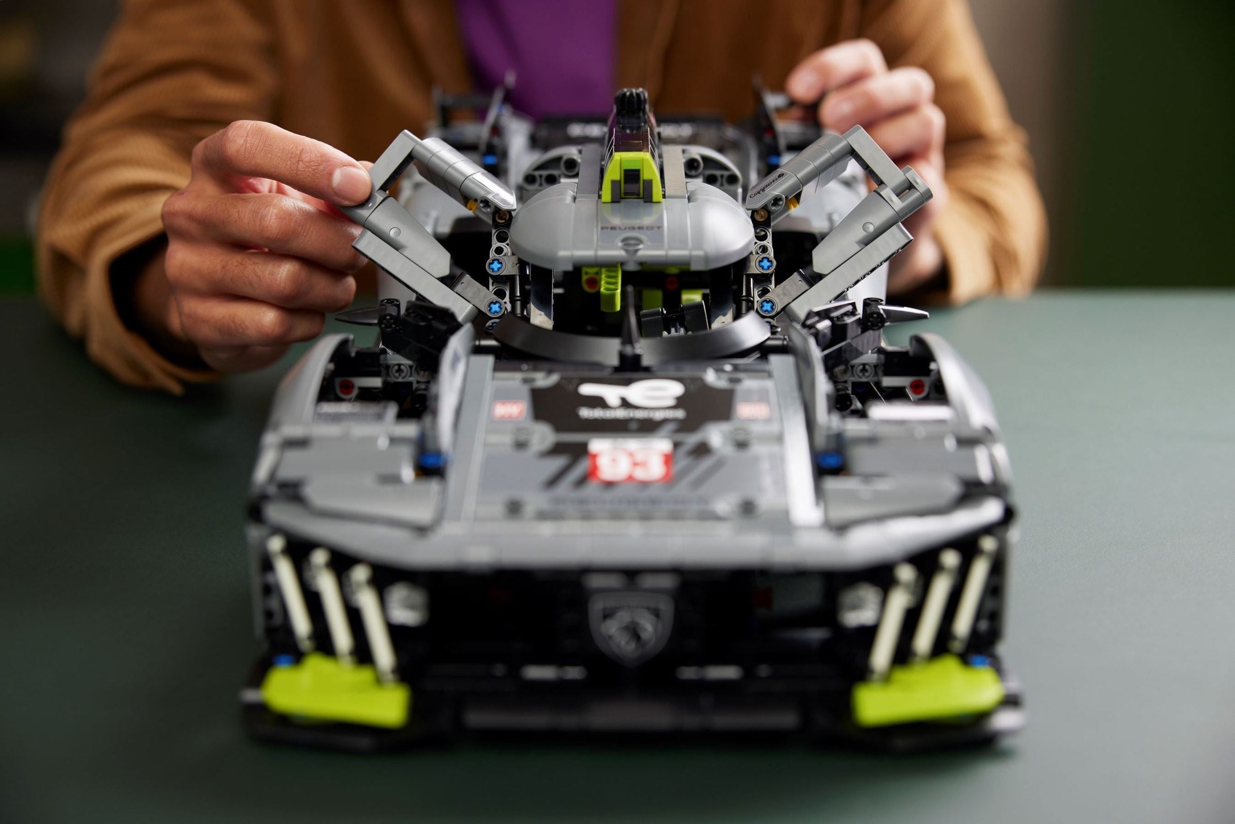 PEUGEOT 9X8 24H Le Mans Hybrid Hypercar 42156 | Technic | LEGO – image 6