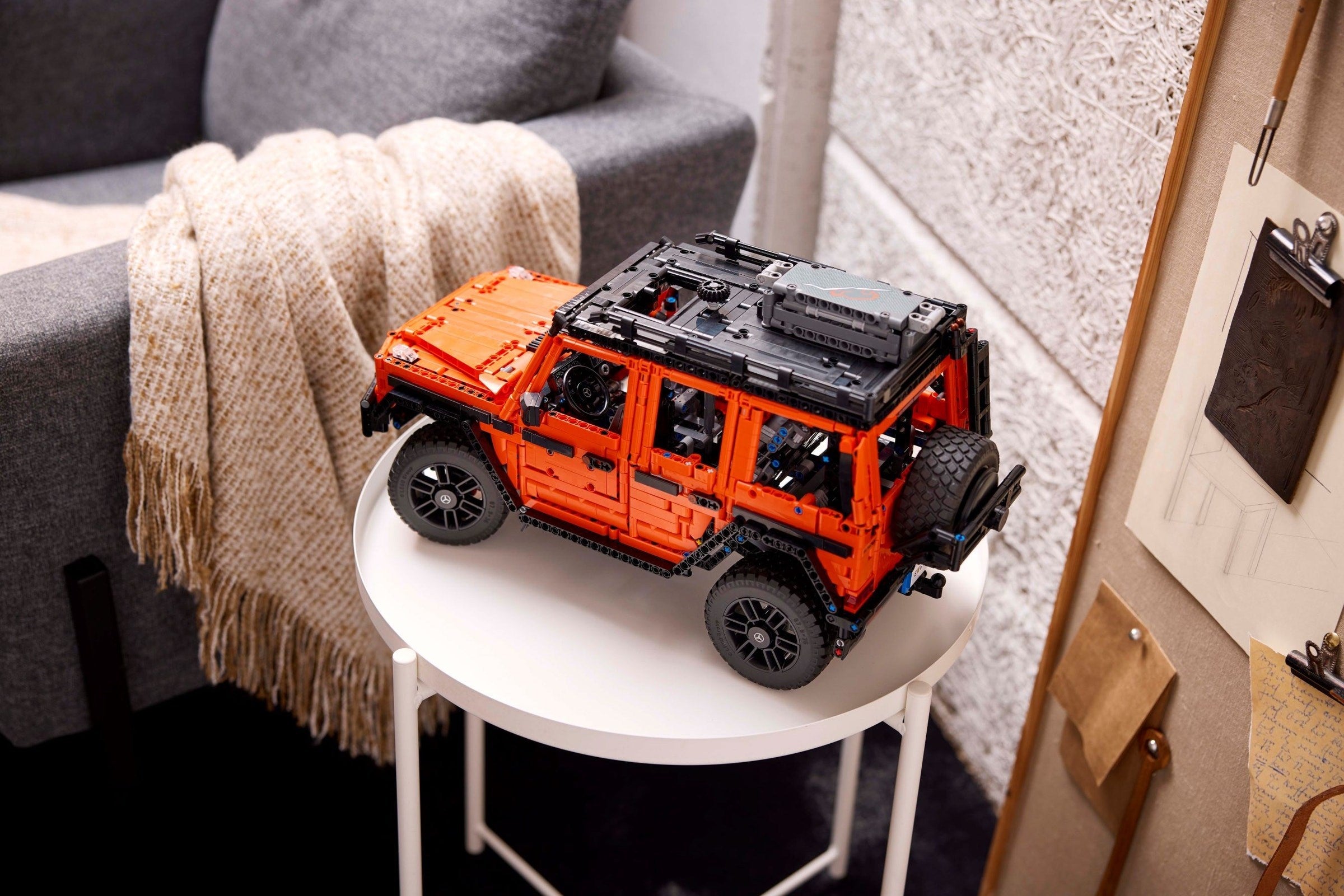 Mercedes-Benz G 500 PROFESSIONAL Line 42177 | Technic | LEGO – image 10