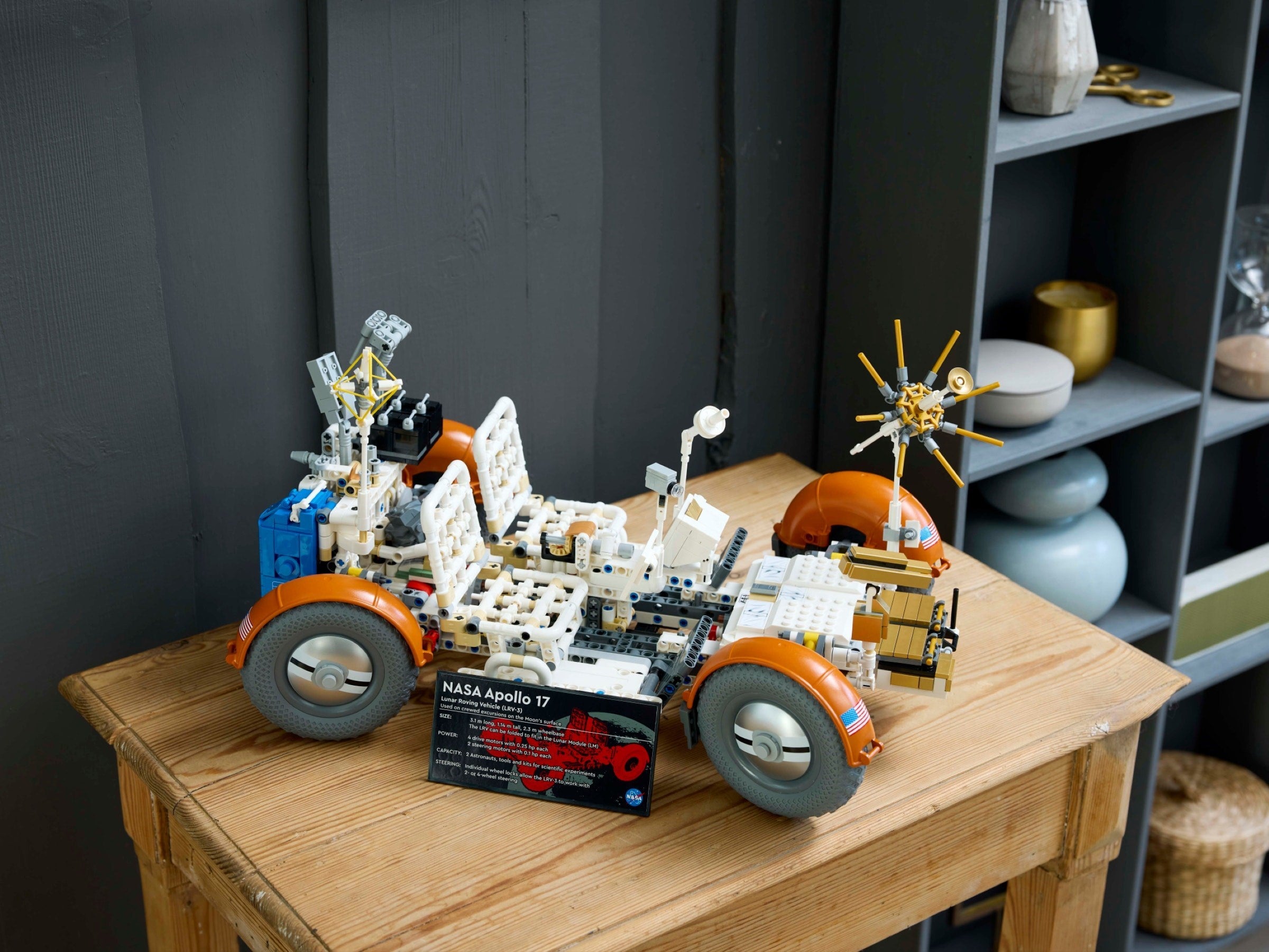 NASA Apollo Lunar Roving Vehicle - LRV 42182 | Technic | LEGO – image 7