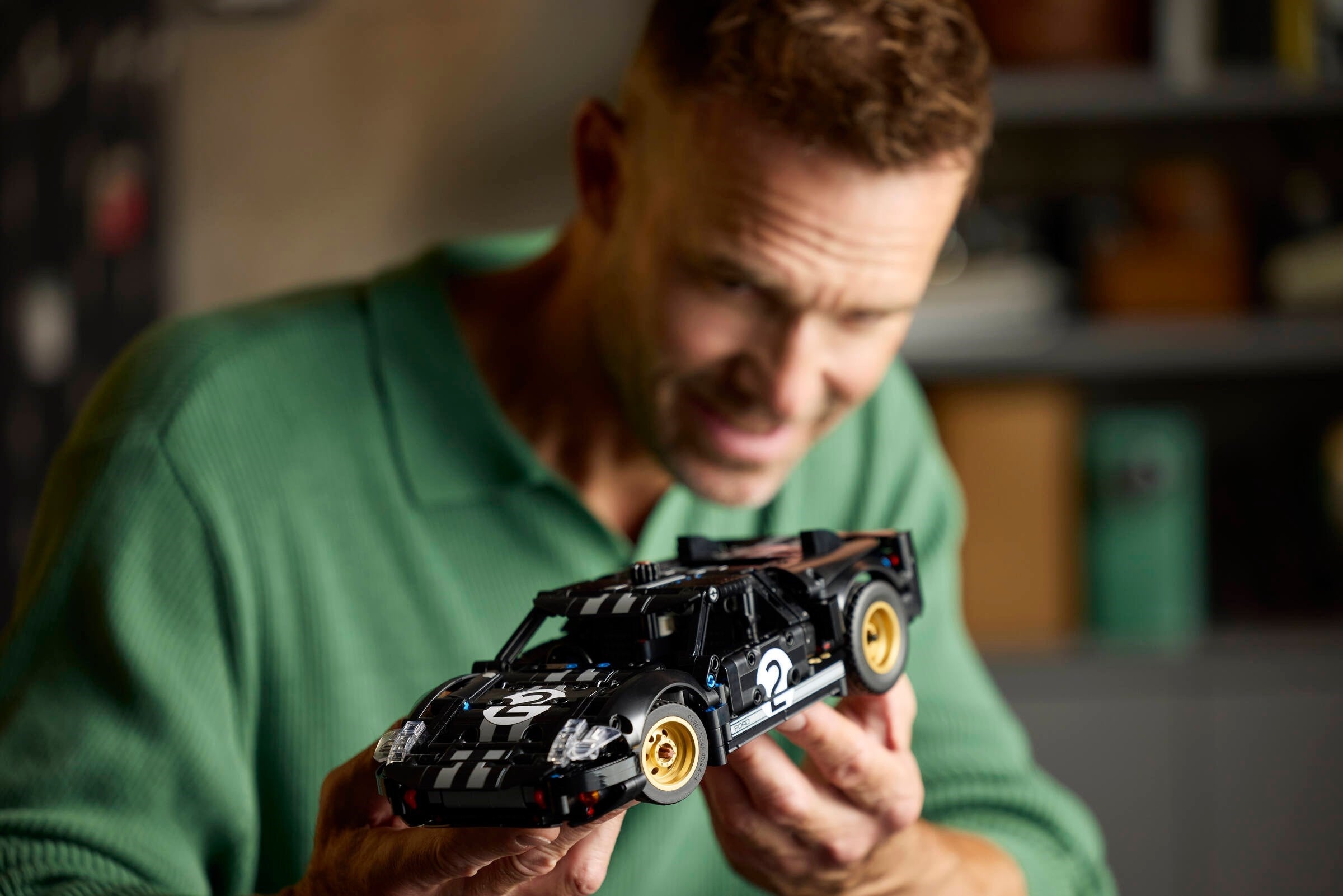 1966 Ford GT40 MKII 42223 | Technic | LEGO (image 8)