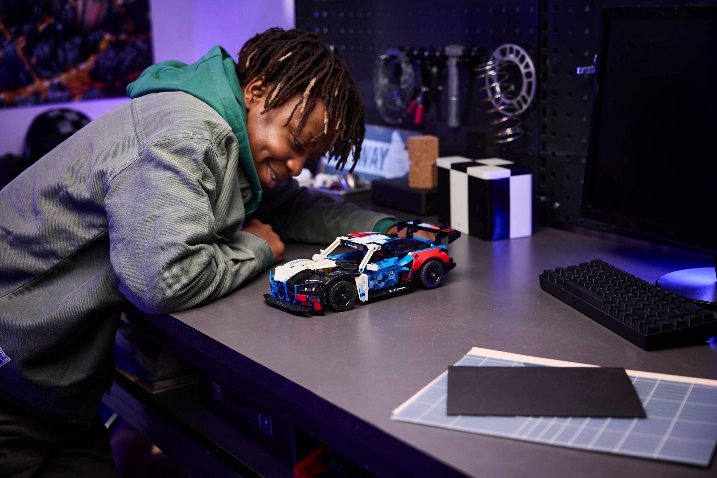 BMW M4 GT3 EVO 42226 | Technic | LEGO – image 6