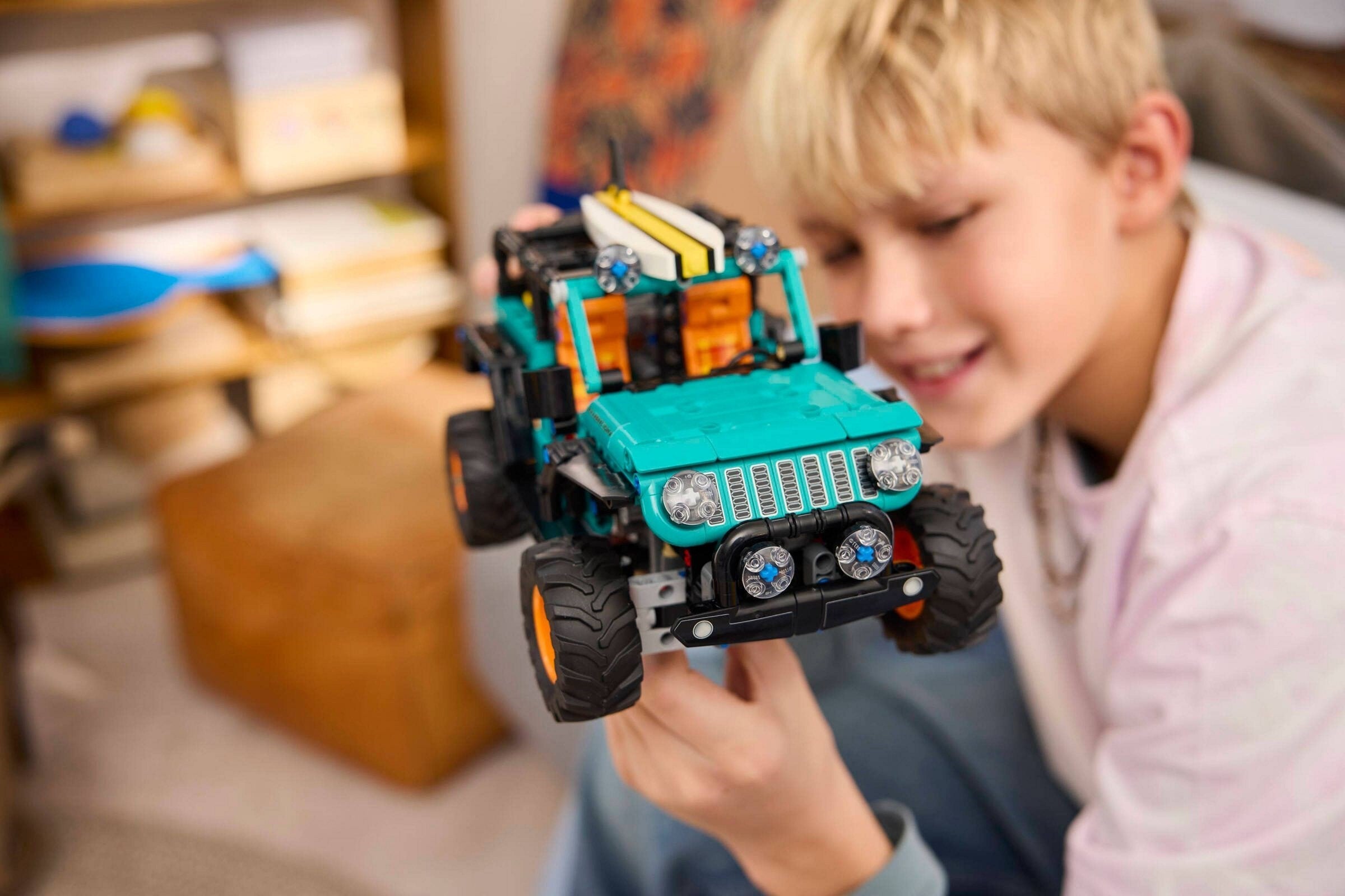 Jeep Wrangler Rubicon 42227 | Technic | LEGO (image 4)