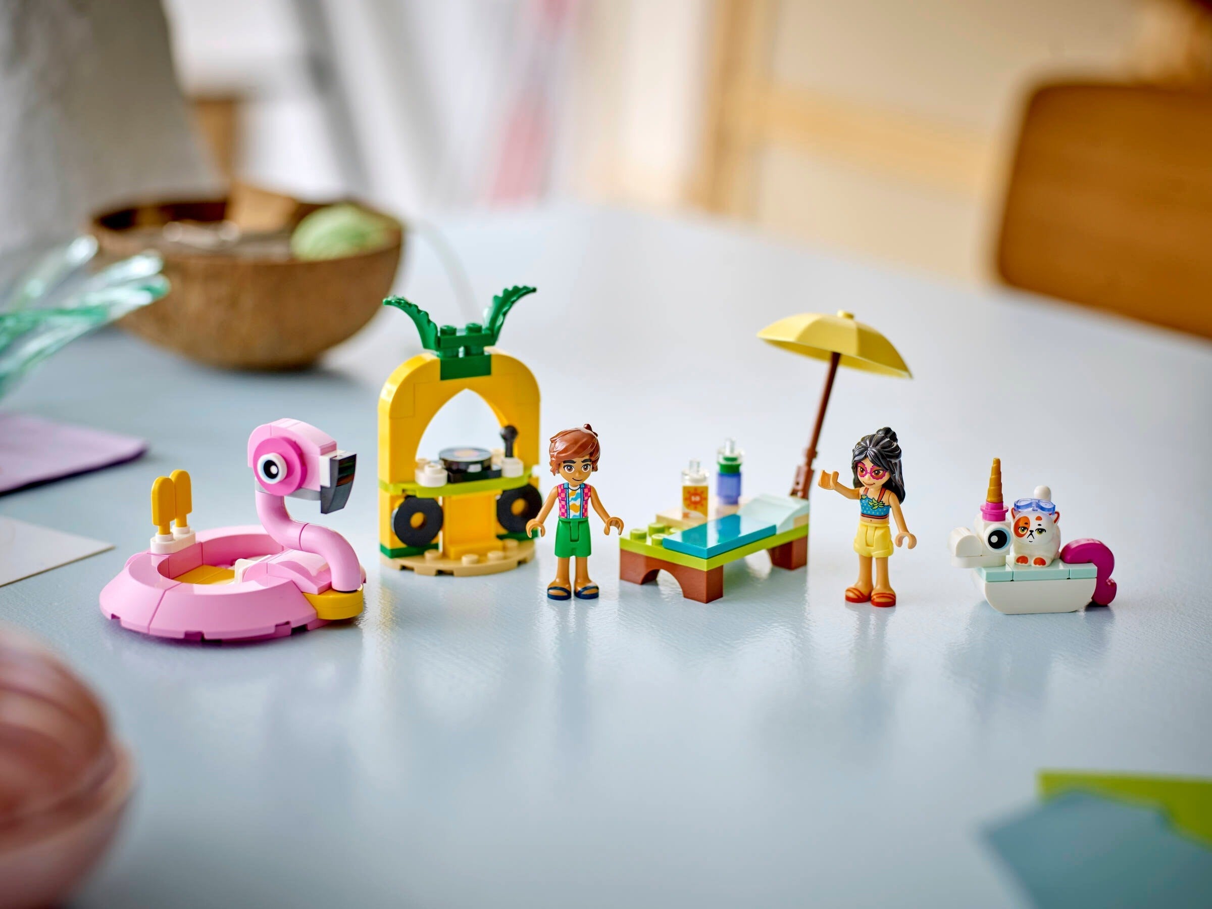 Unicorn & Flamingo Pool Party 42658 | Friends | LEGO (image 7)