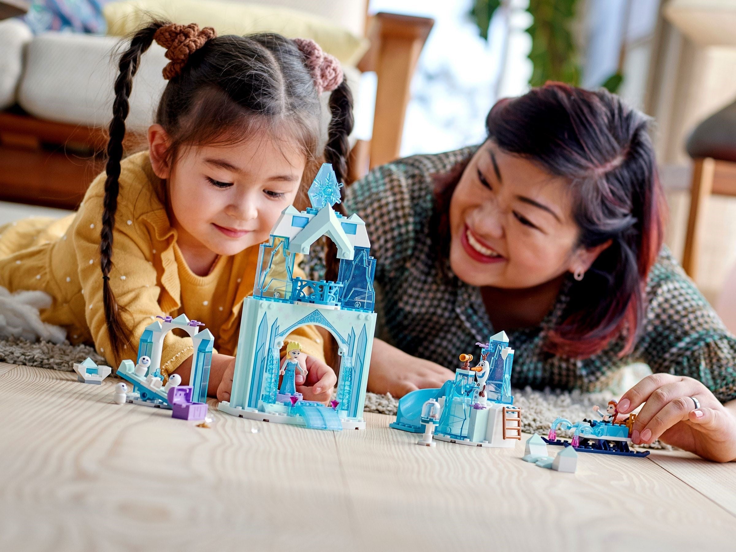 Anna and Elsa's Frozen Wonderland 43194 | Disney | LEGO – image 11