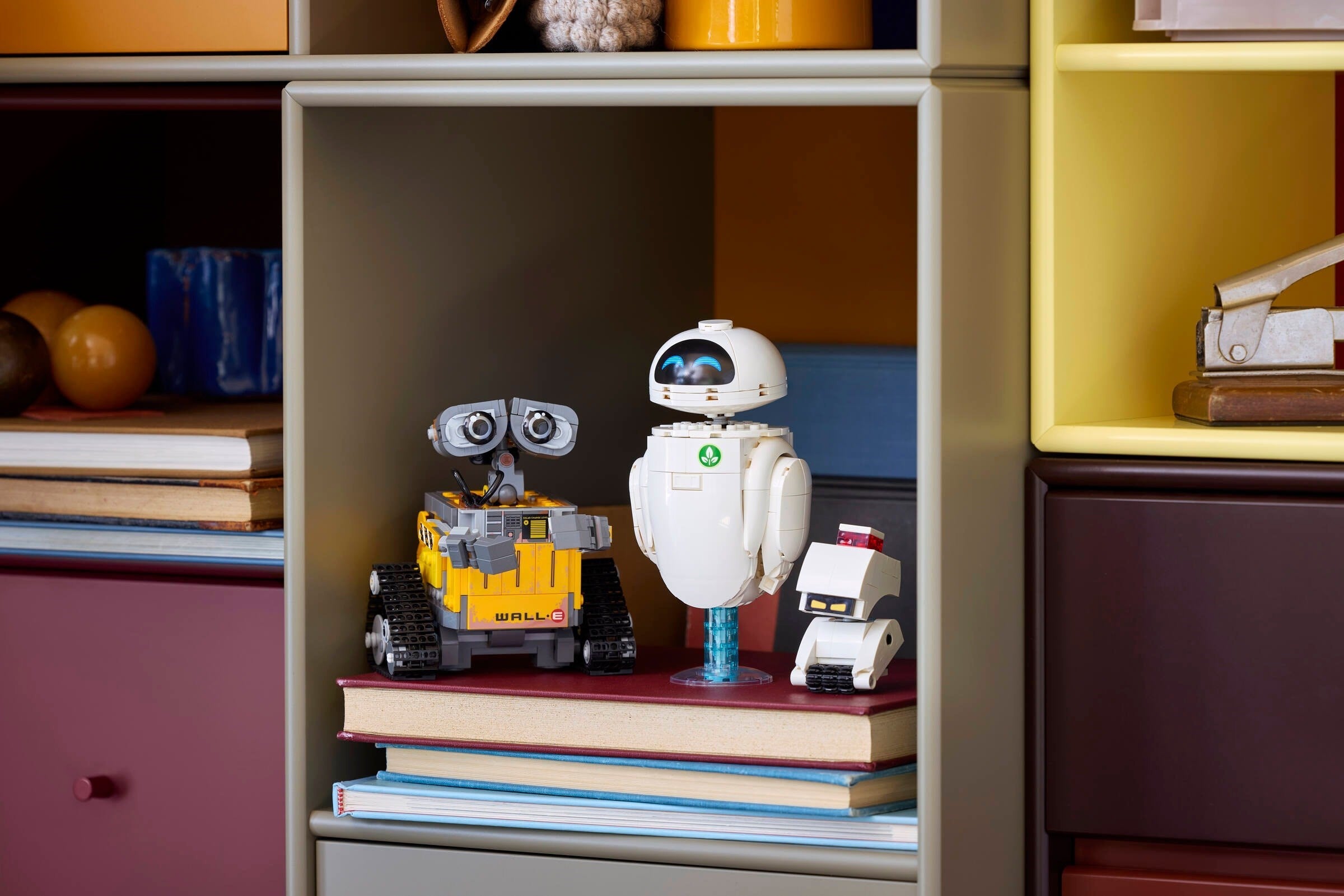 WALL-E and EVE 43279 | Disney | LEGO – image 11