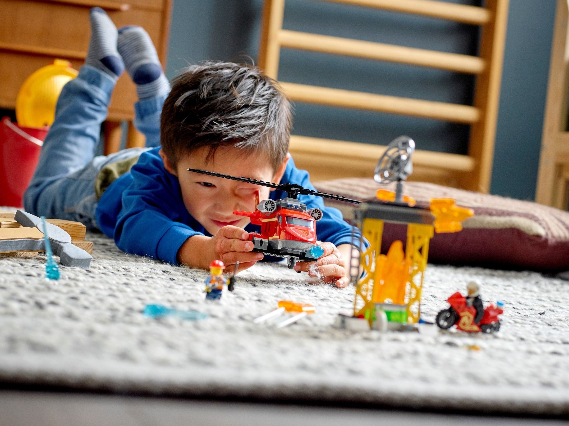 Fire Rescue Helicopter 60281 | City | LEGO (image 3)