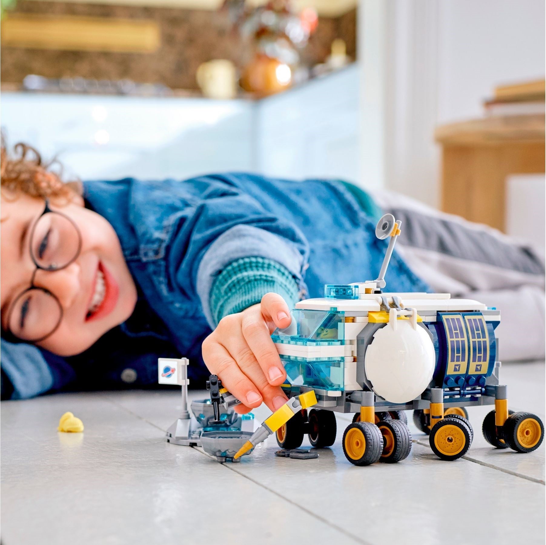 Lunar Roving Vehicle 60348 | City | LEGO – image 8