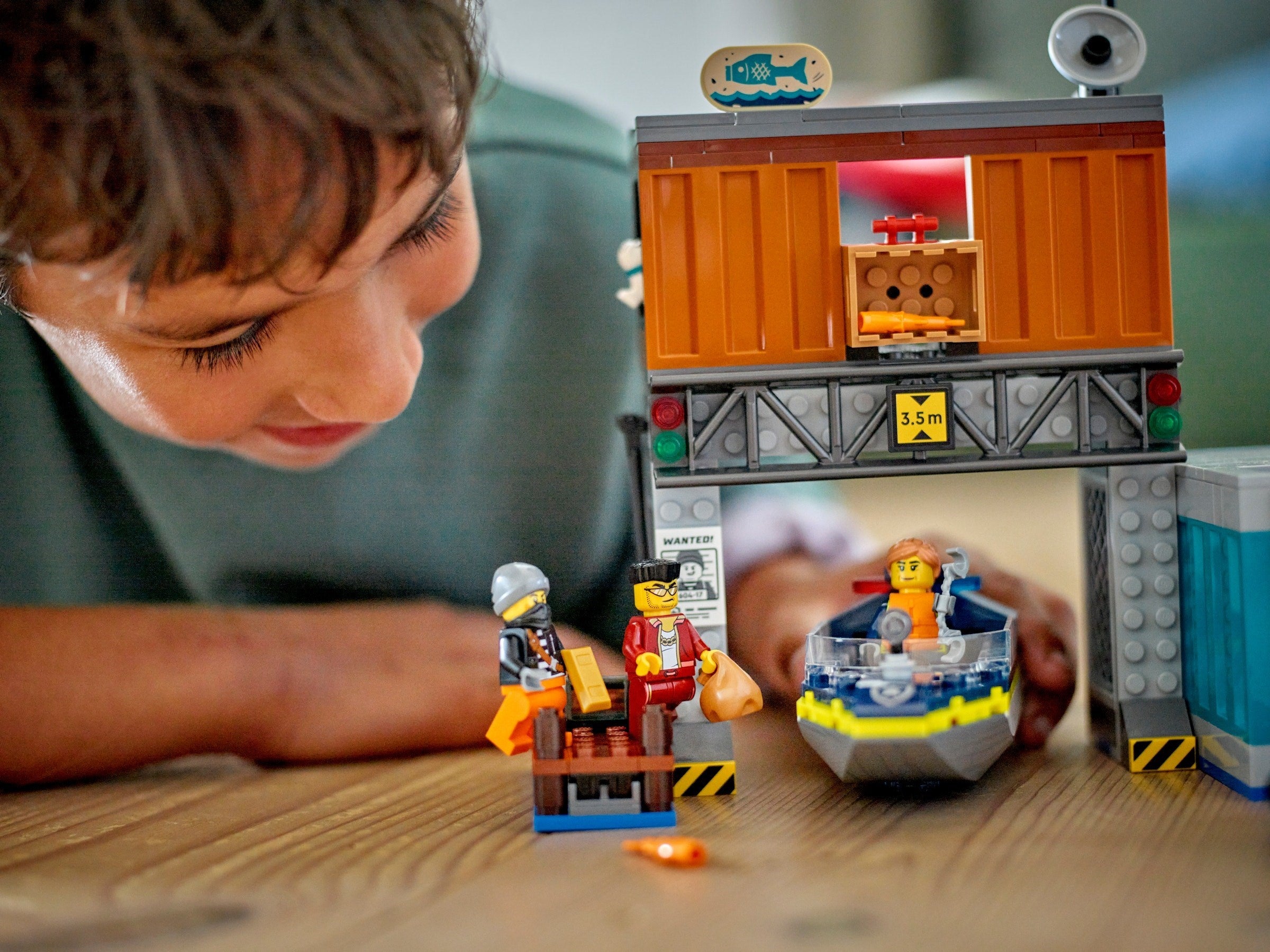 Police Speedboat and Crooks' Hideout 60417 | City | LEGO – image 9