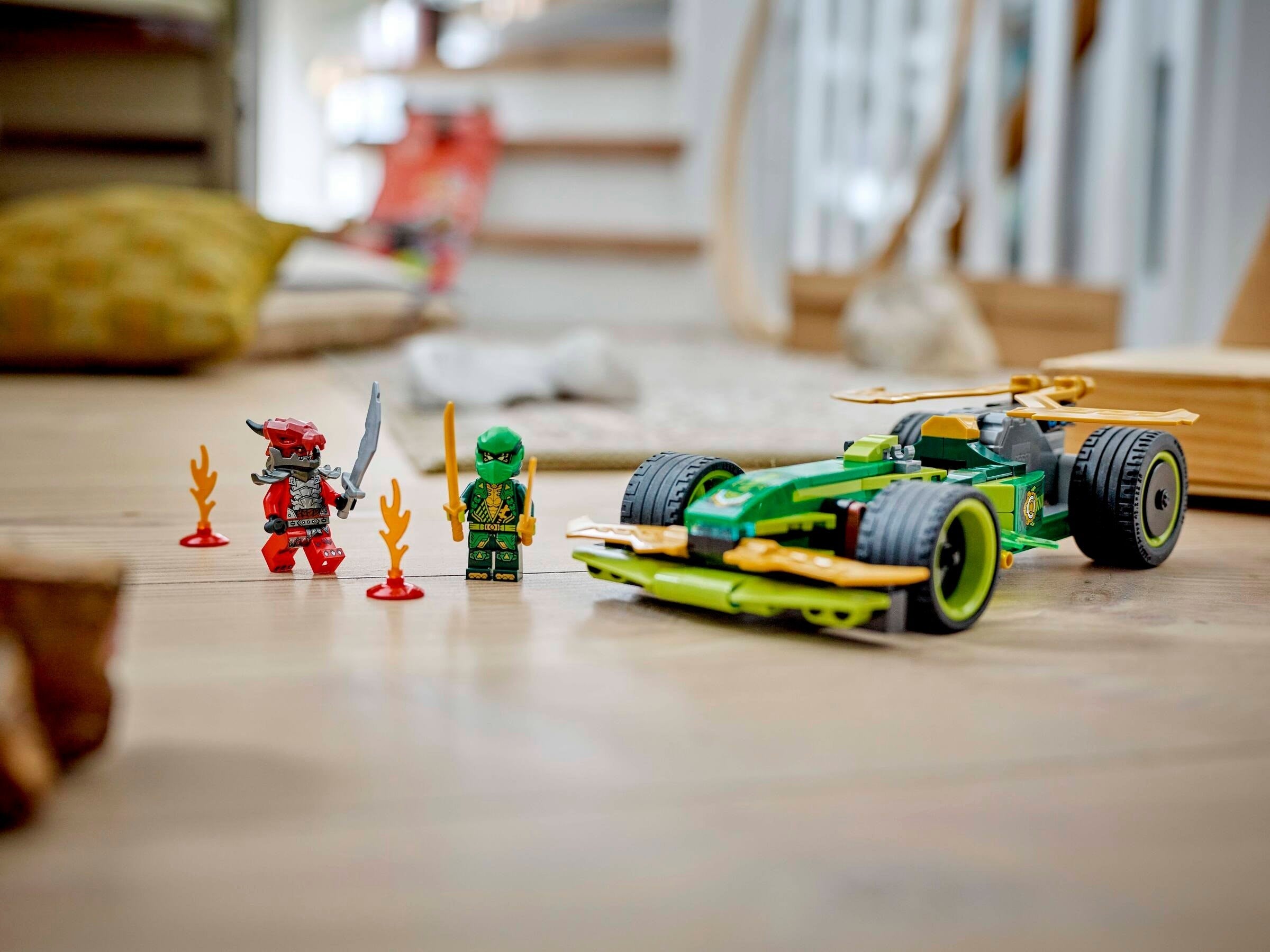 Lloyd's Pull-Back Race Car 71828 | Ninjago | LEGO – image 5