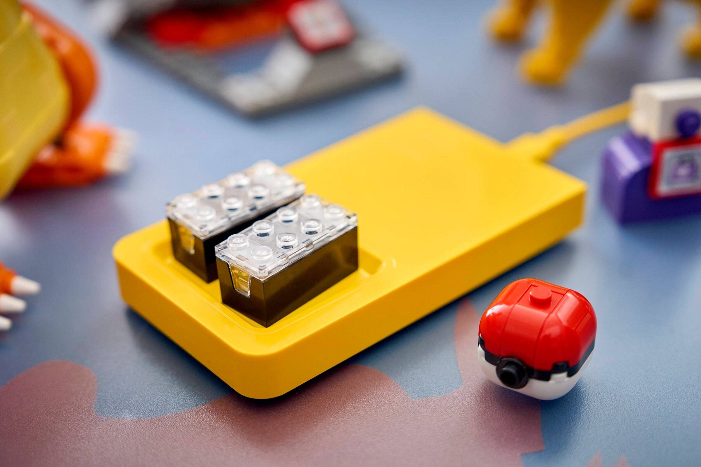 Charizard vs. Jolteon Ultimate Battle 72167 | Pokémon | LEGO (image 15)