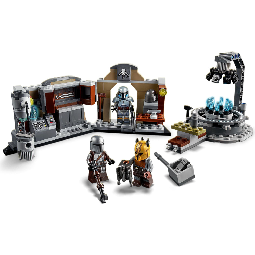 The Armorer's Mandalorian Forge 75319 | Star Wars | LEGO