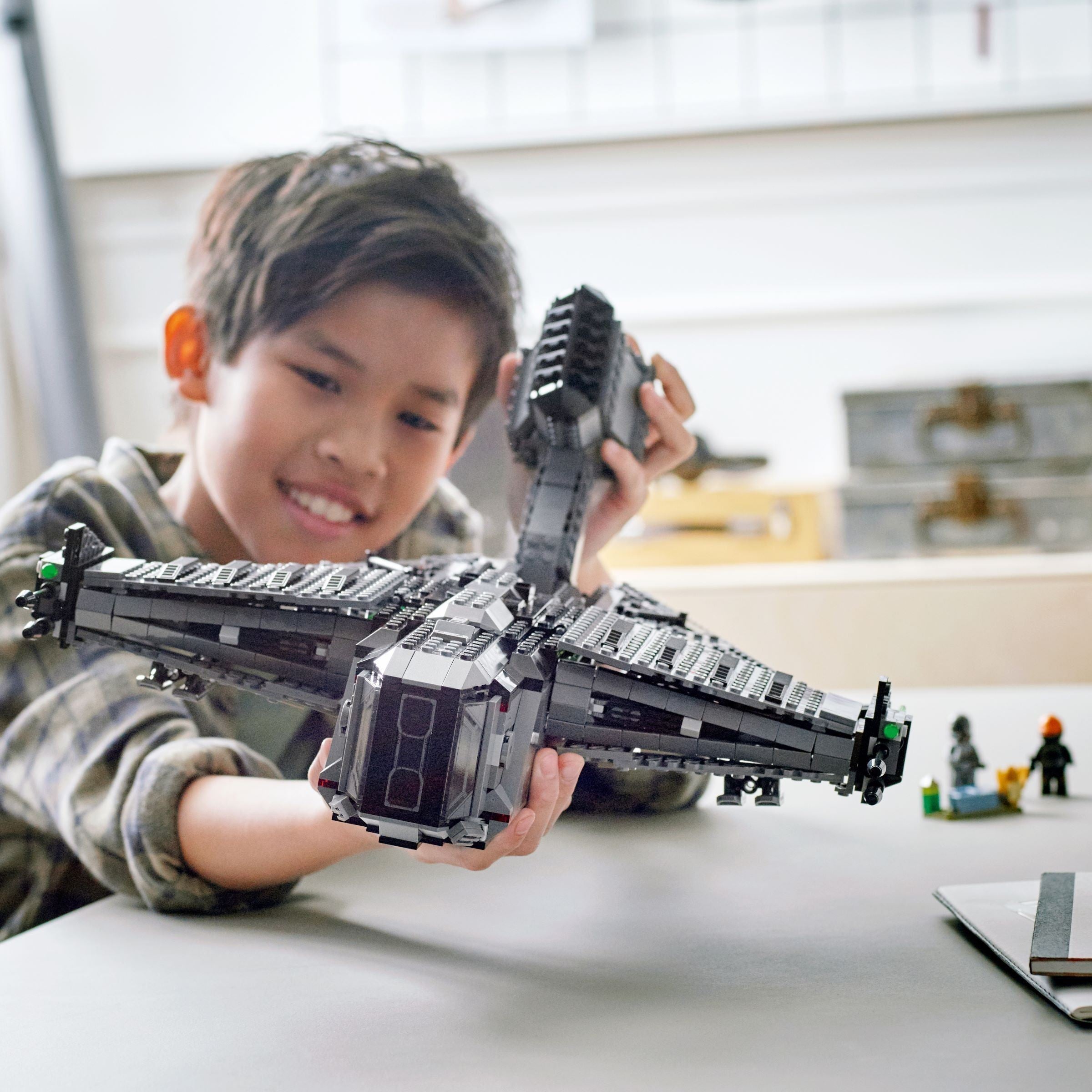The Justifier 75323 | Star Wars | LEGO – image 7