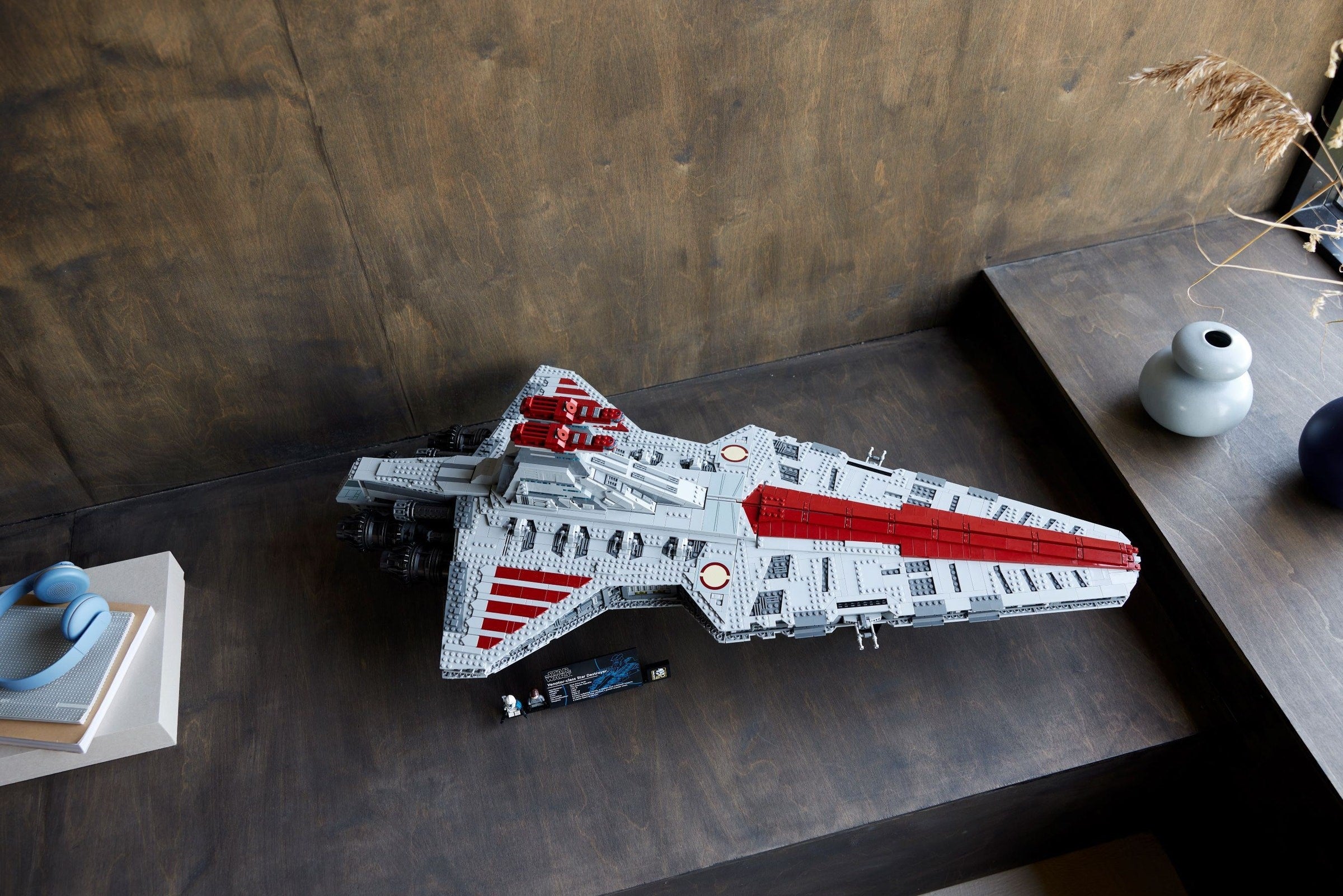 Venator-class Republic Attack Cruiser 75367 | Star Wars | LEGO – image 5