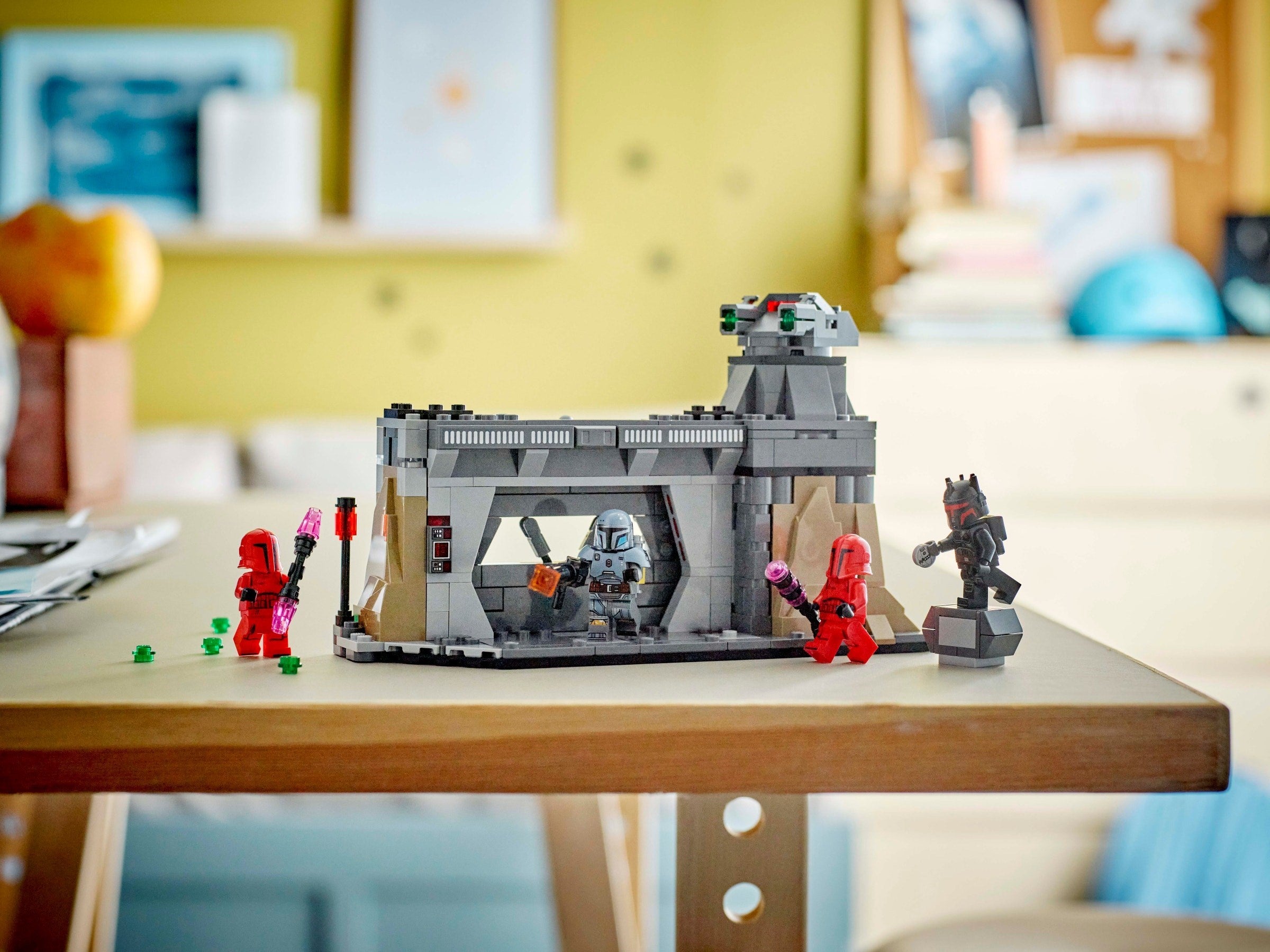 Paz Vizsla and Moff Gideon Battle 75386 | Star Wars | LEGO – image 10