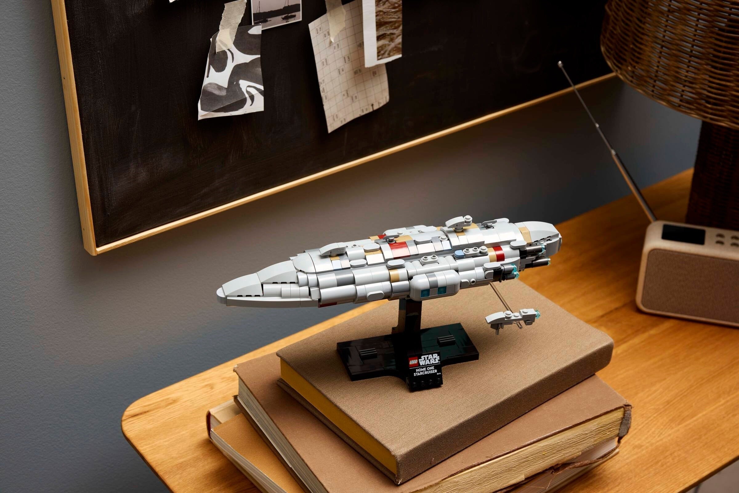 Home One Starcruiser 75405 | Star Wars | LEGO – image 8