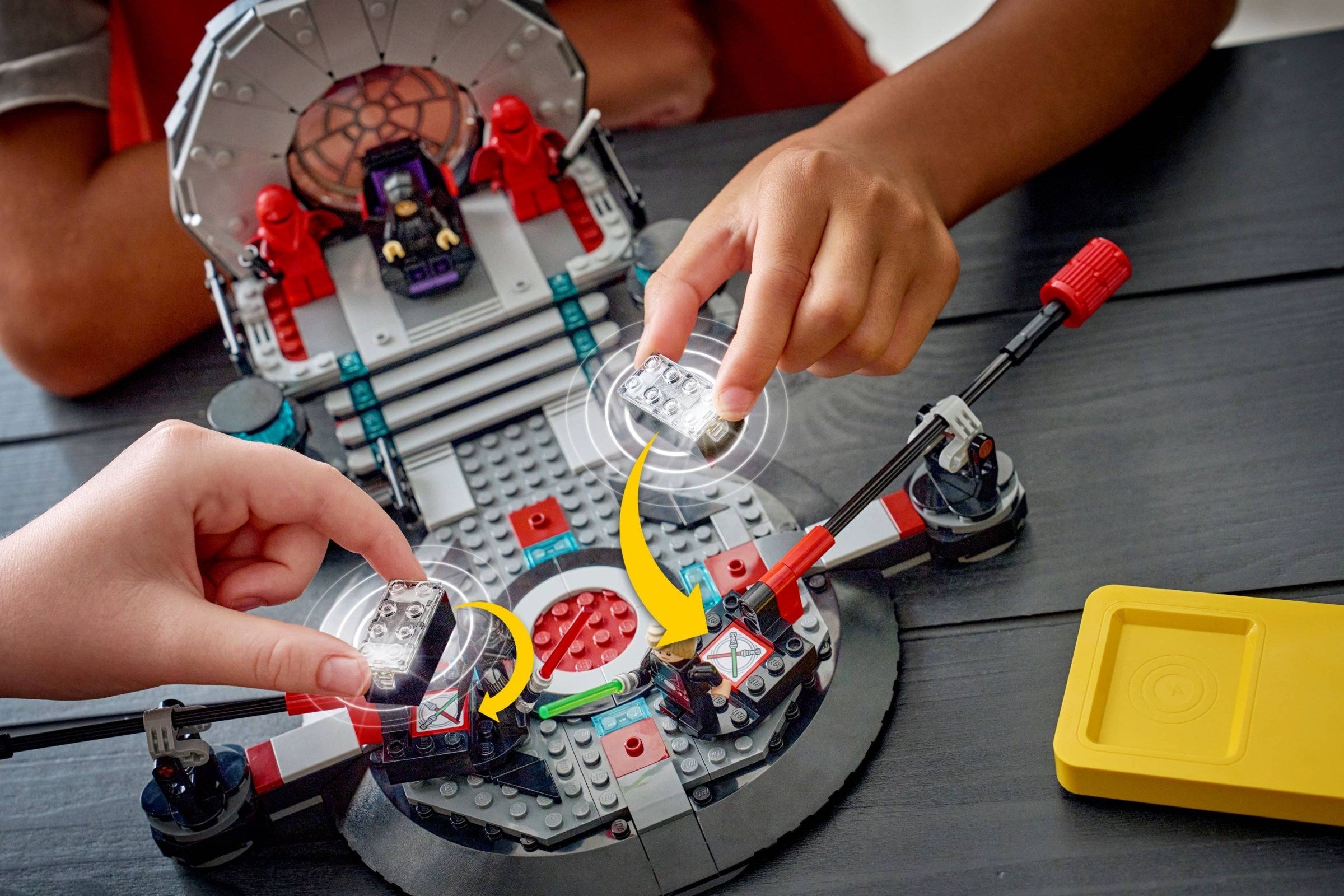 Throne Room Duel & A-wing 75427 | Star Wars | LEGO (image 7)