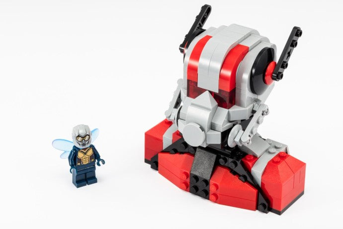 Ant-Man and the Wasp 75997 | Marvel Super Heroes | LEGO