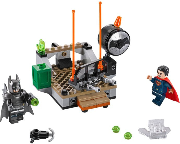 Clash of the Heroes 76044 | DC Comics Super Heroes | LEGO