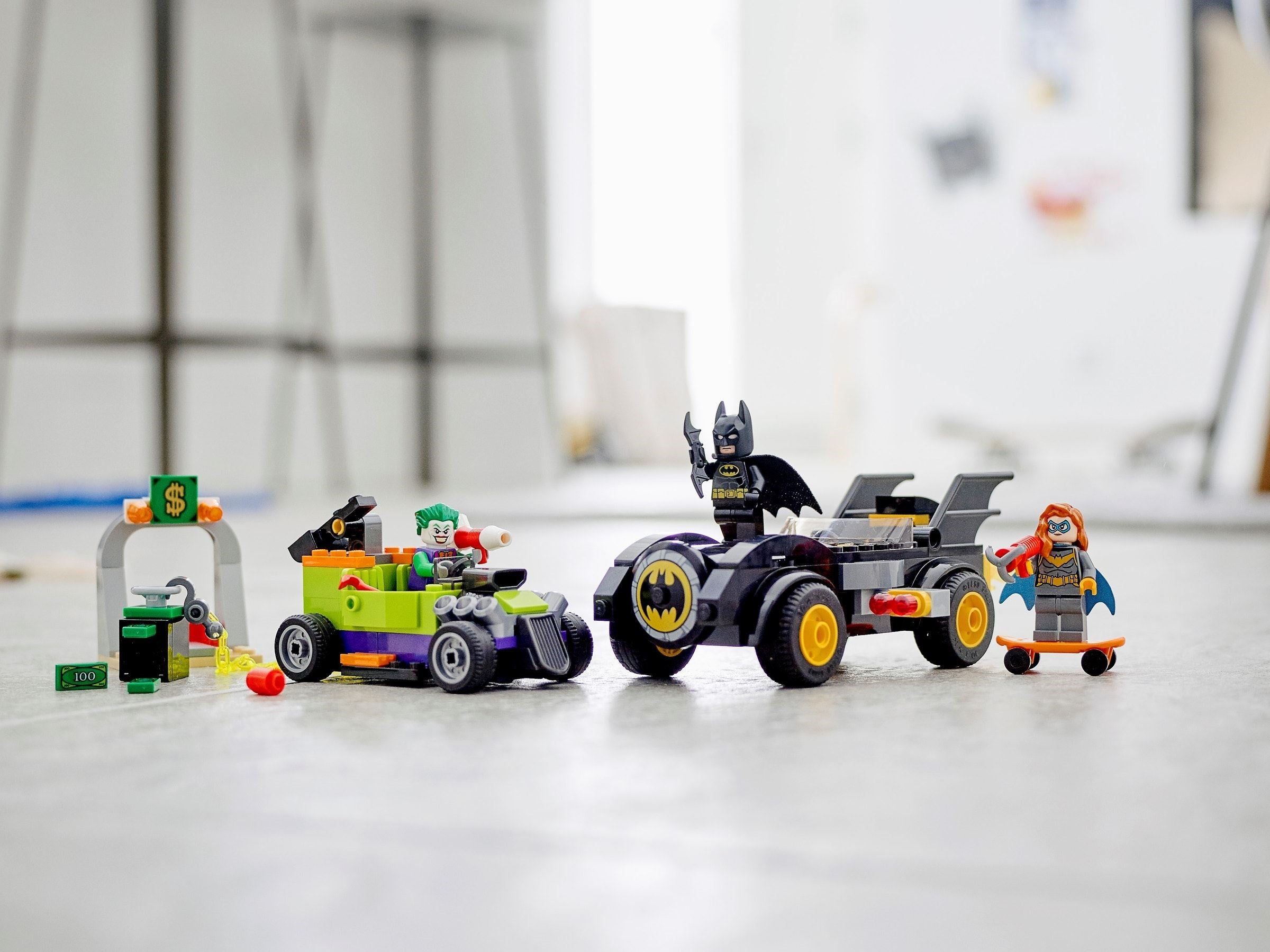Batman vs. The Joker: Batmobile Chase 76180 | DC Comics Super Heroes | LEGO – image 3