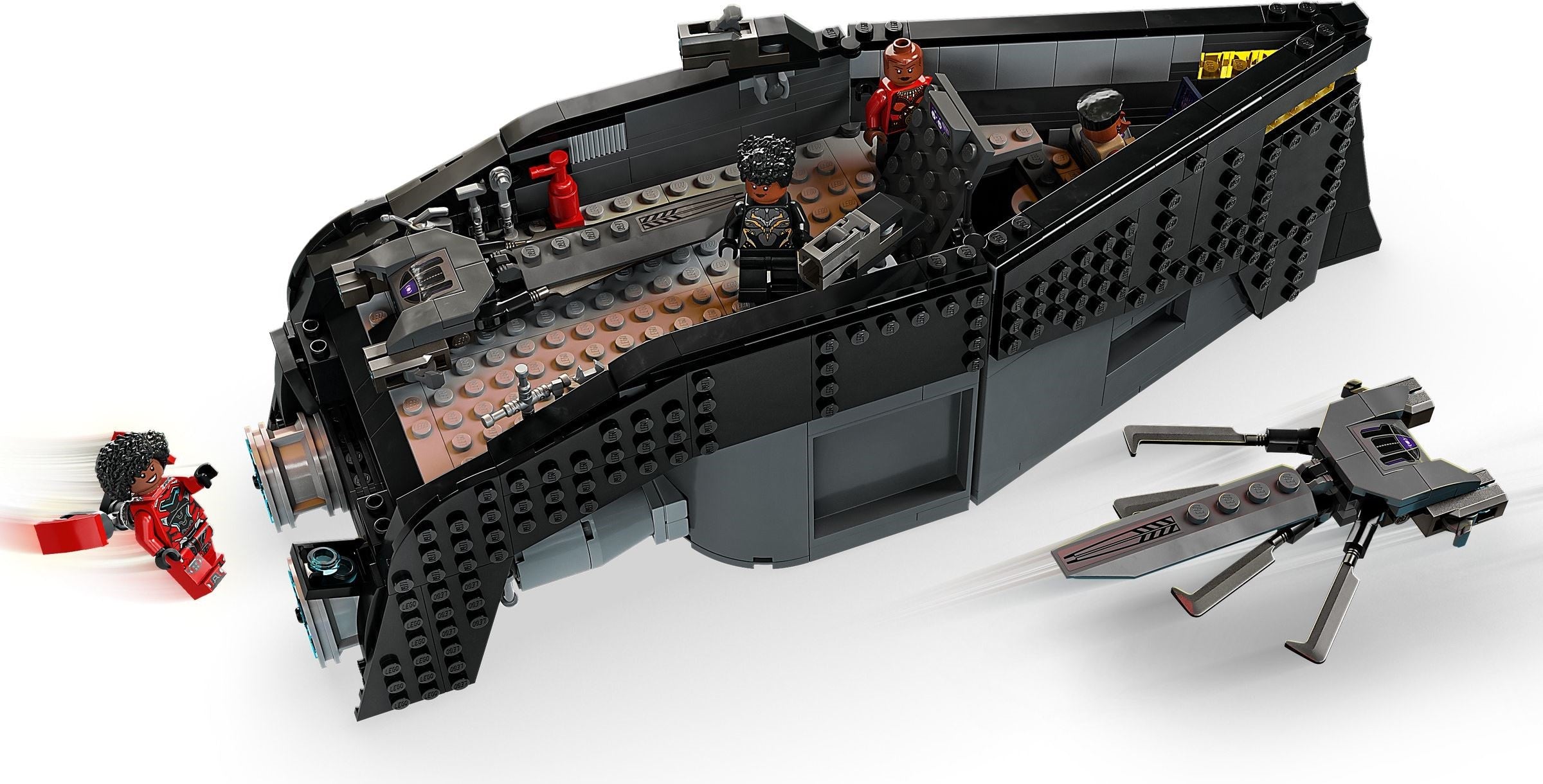 Black Panther: War on the Water 76214 | Marvel Super Heroes | LEGO