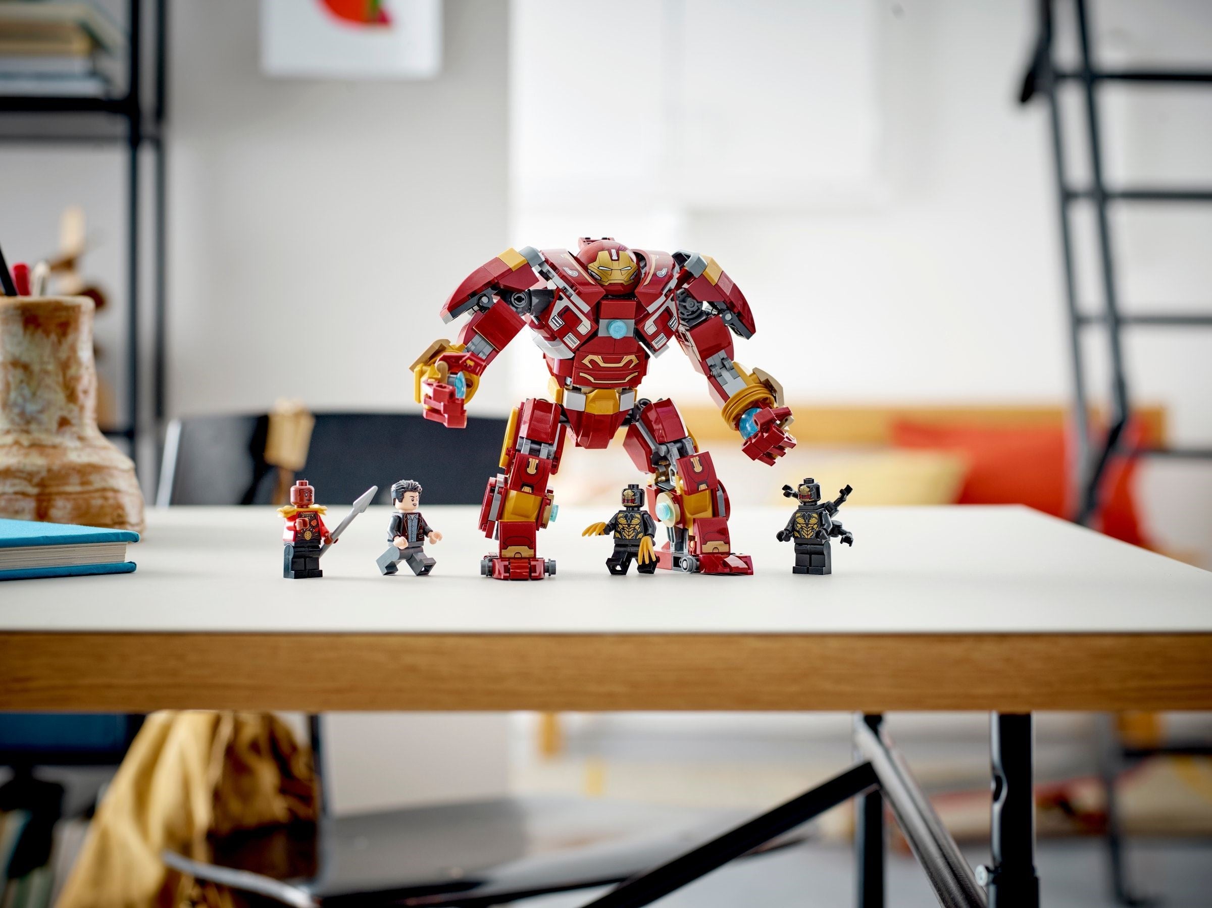 The Hulkbuster: The Battle of Wakanda 76247 | Marvel Super Heroes | LEGO – image 7