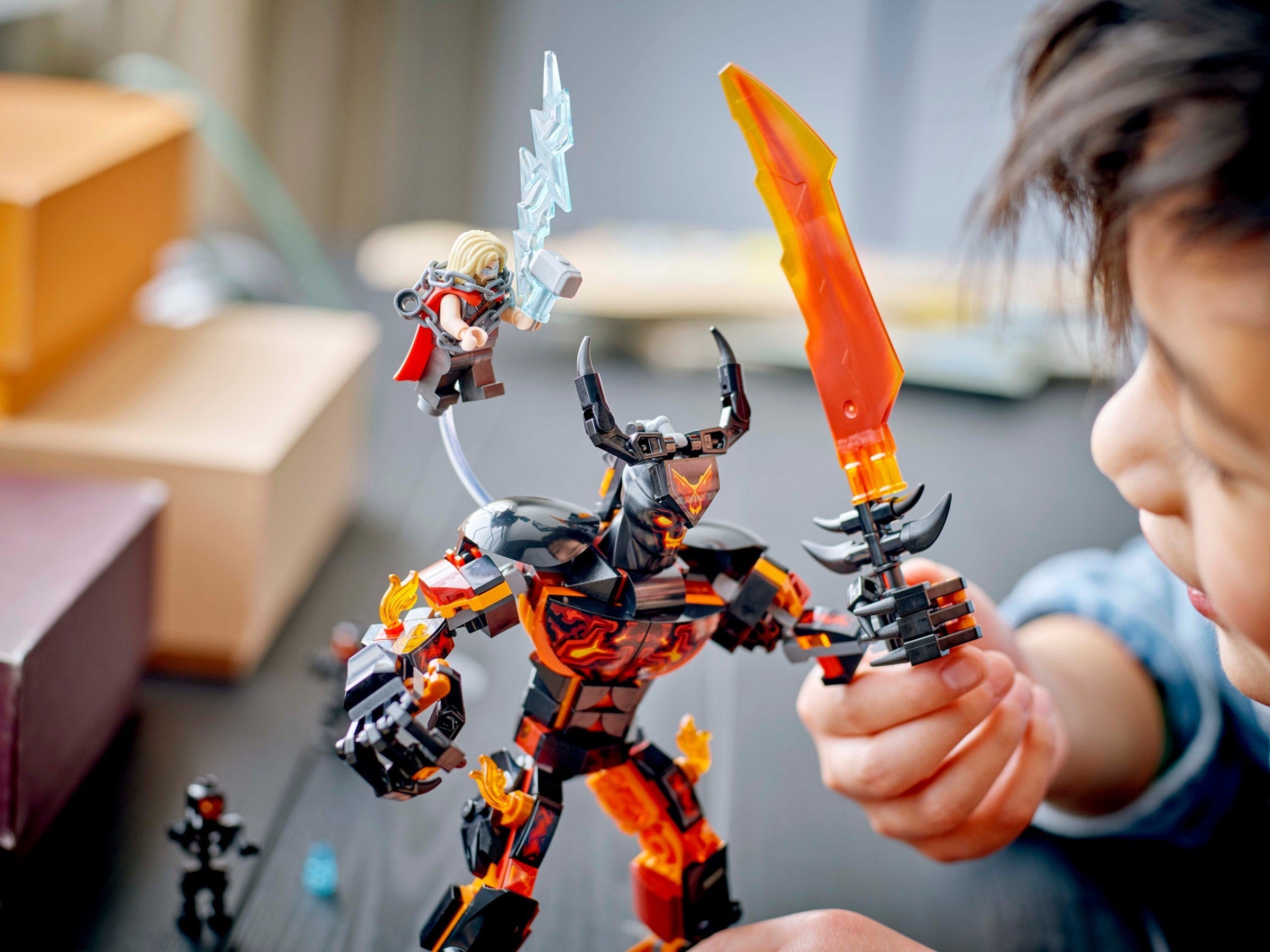 Thor vs. Surtur Construction Figure 76289 | Marvel Super Heroes | LEGO – image 4