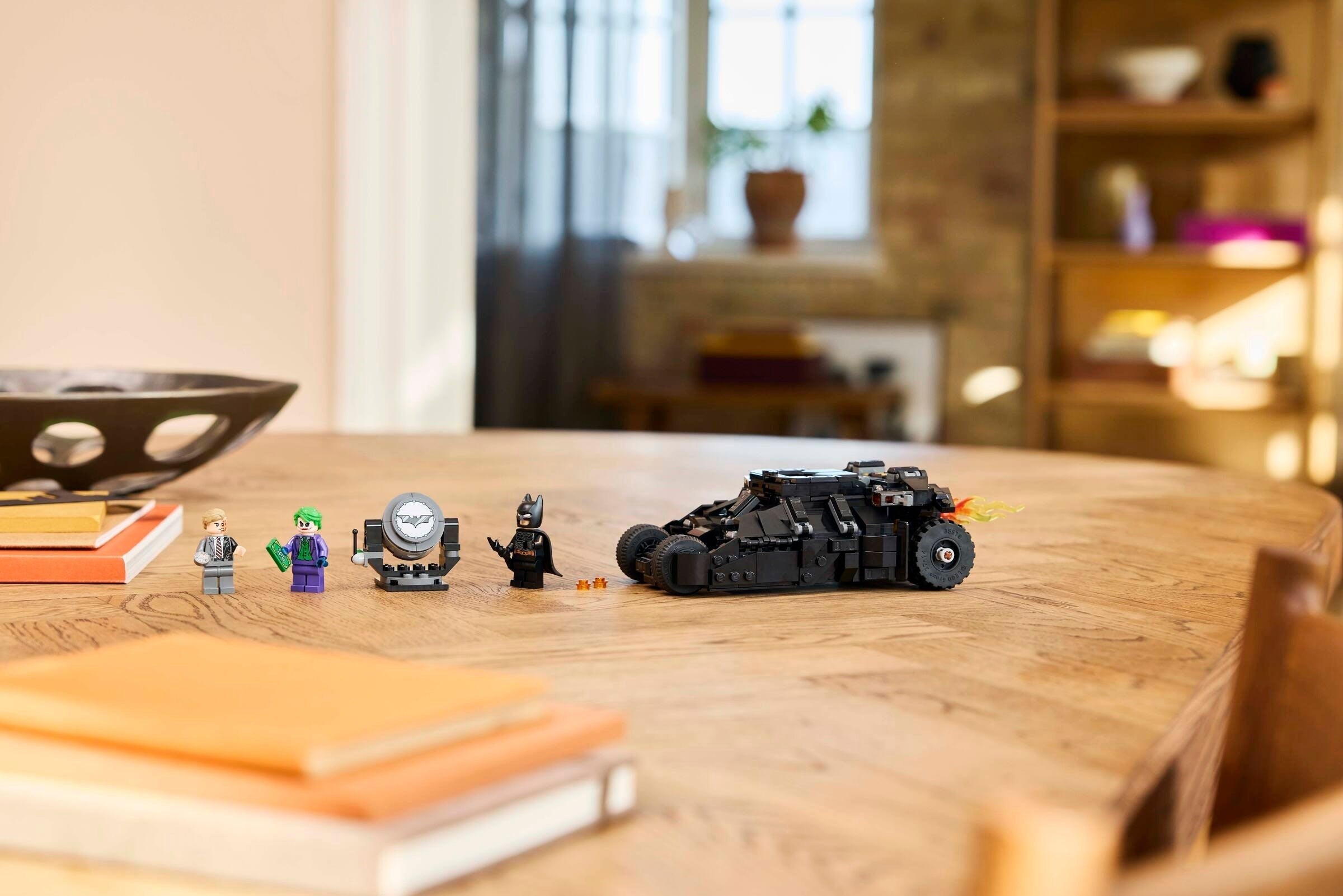 Batman Tumbler vs. Two-Face & The Joker 76303 | DC Comics Super Heroes | LEGO – image 6