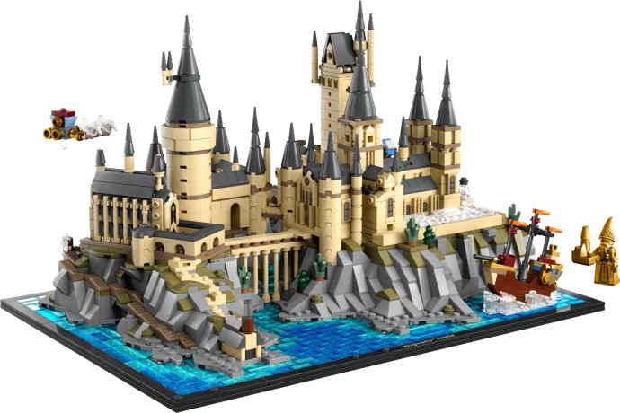 Hogwarts Castle and Grounds 76419 | Harry Potter | LEGO