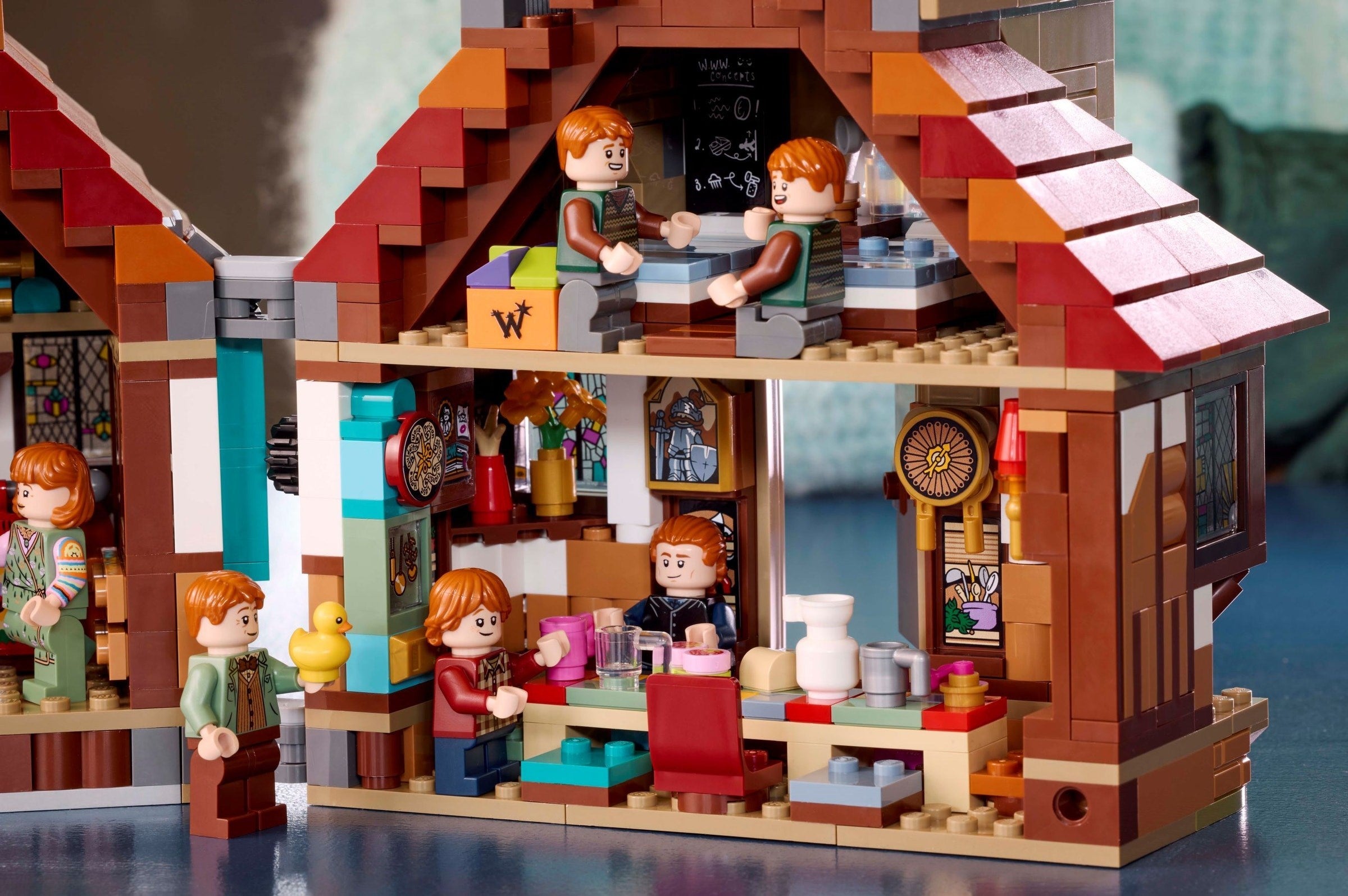 The Burrow - Collectors' Edition 76437 | Harry Potter | LEGO – image 9