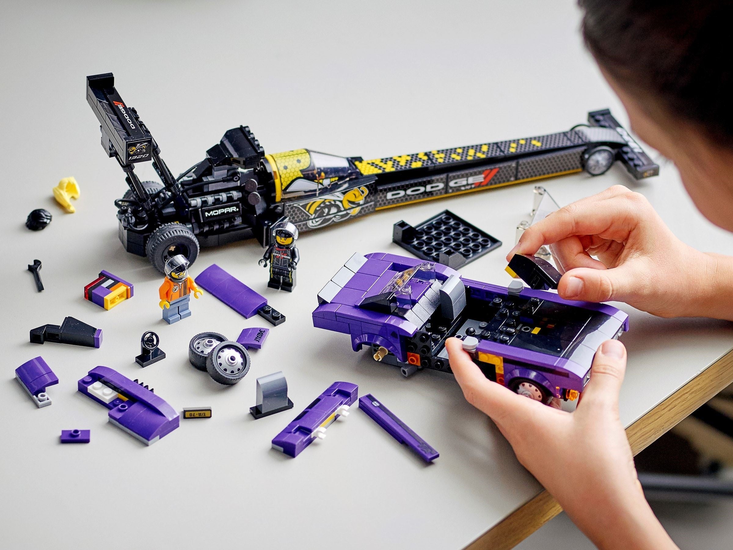 Mopar Dodge//SRT Top Fuel Dragster and 1970 Dodge Challenger T/A 76904 | Speed Champions | LEGO – image 12