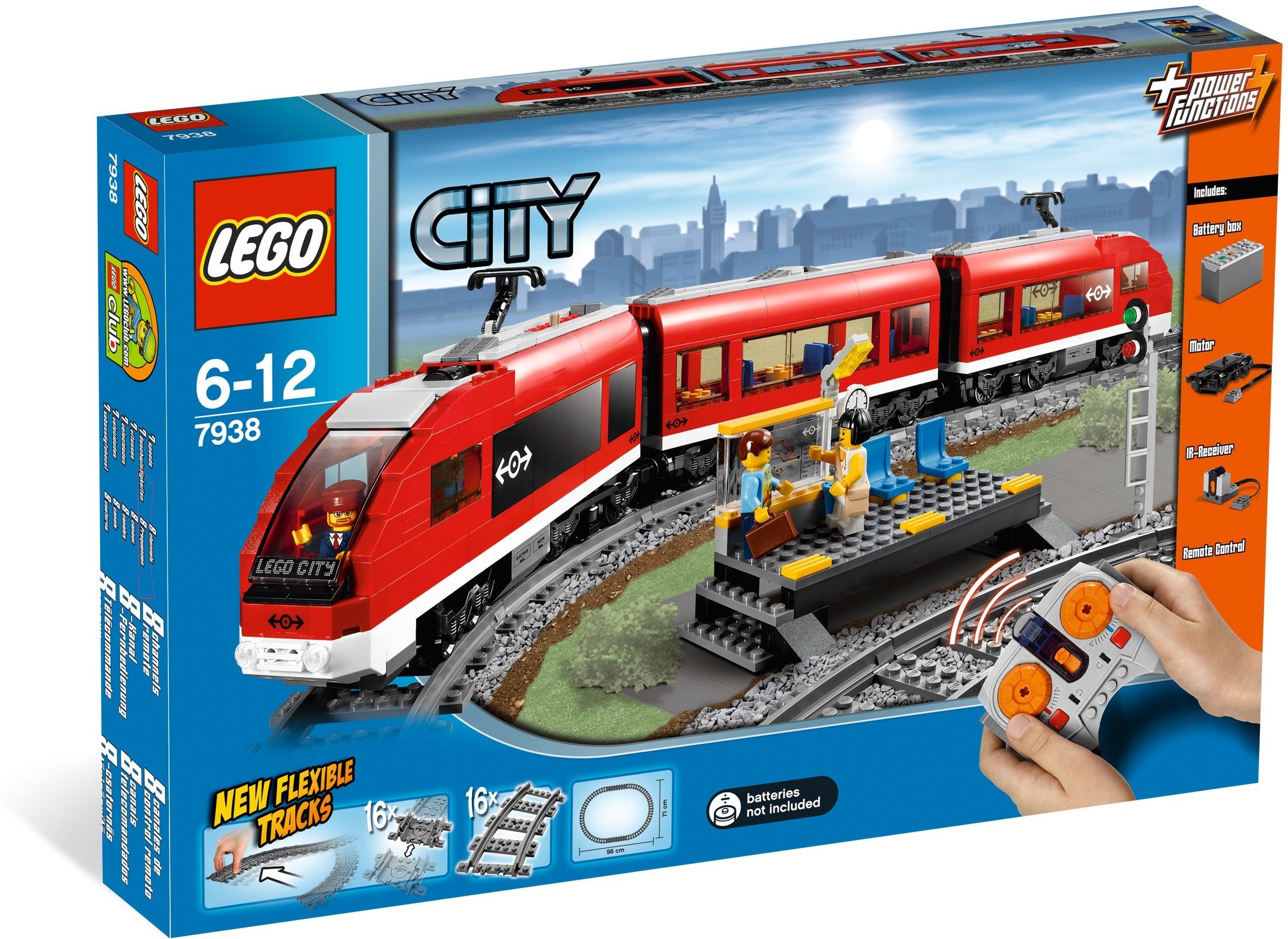 Passenger Train 7938 | City | LEGO