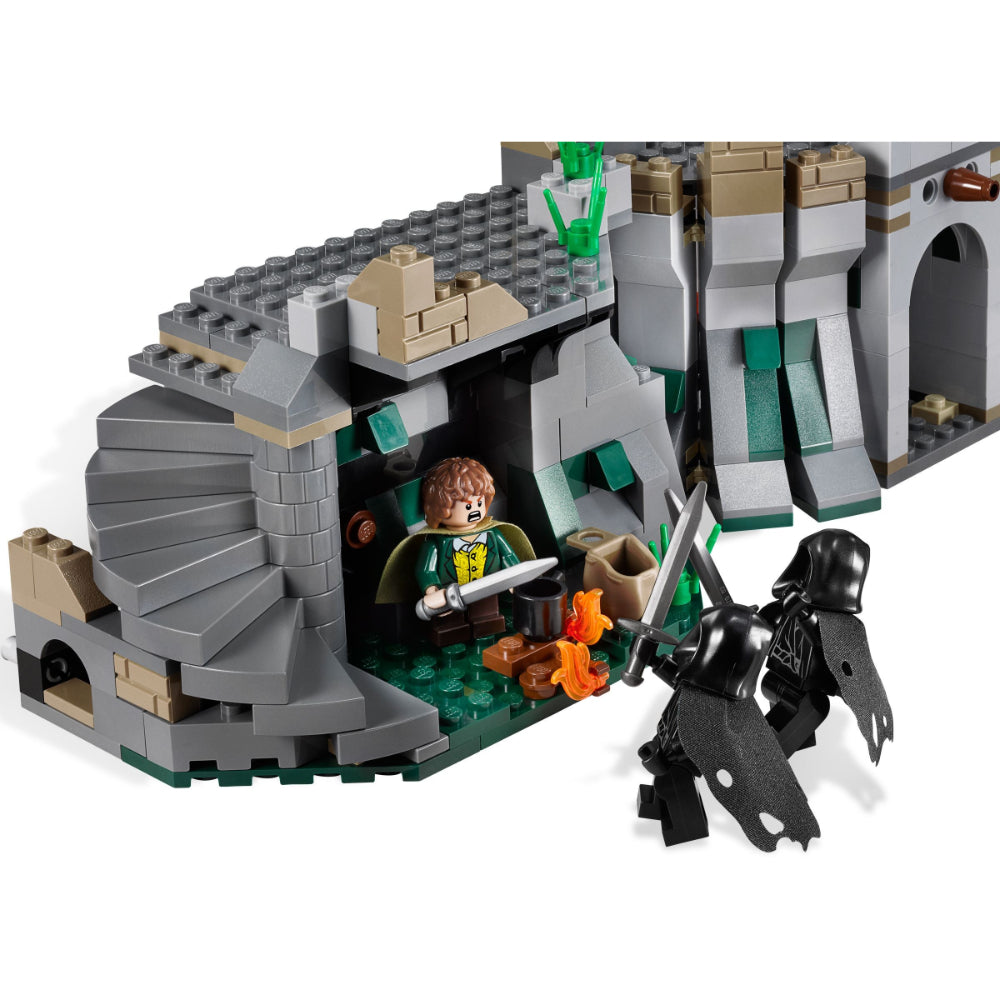 Attack on Weathertop 9472 | Lord of the rings/The Hobbit | LEGO